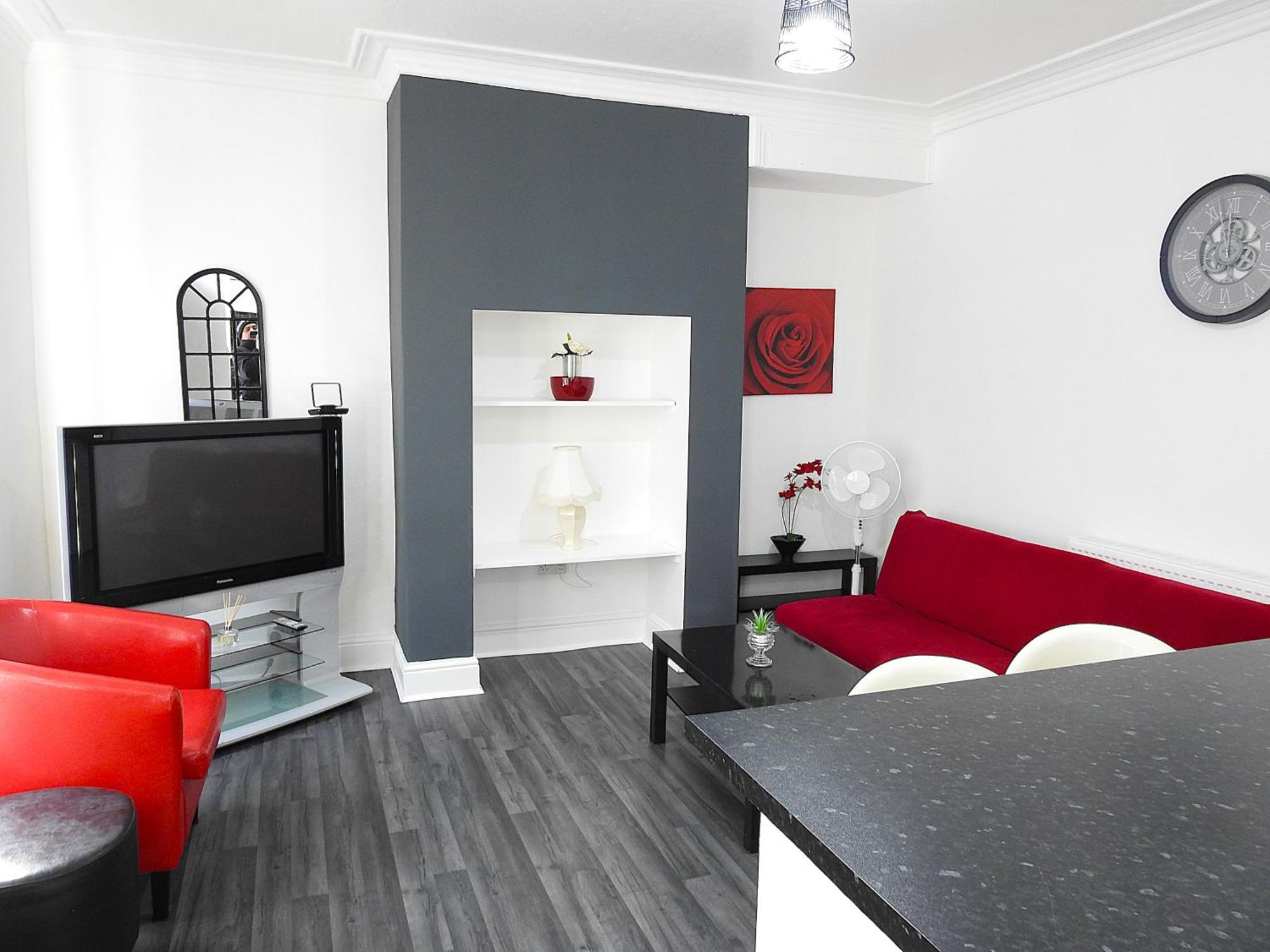 Be Our Guest! Stylish-free Parking-central Location