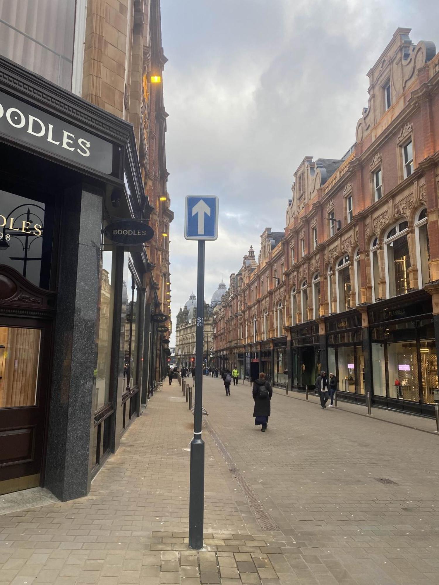 The Jade Emperors - Sleeps 5 - Centre - Flexible Check In - First Direct Arena 7min Walk Apartment Leeds (West Yorkshire)