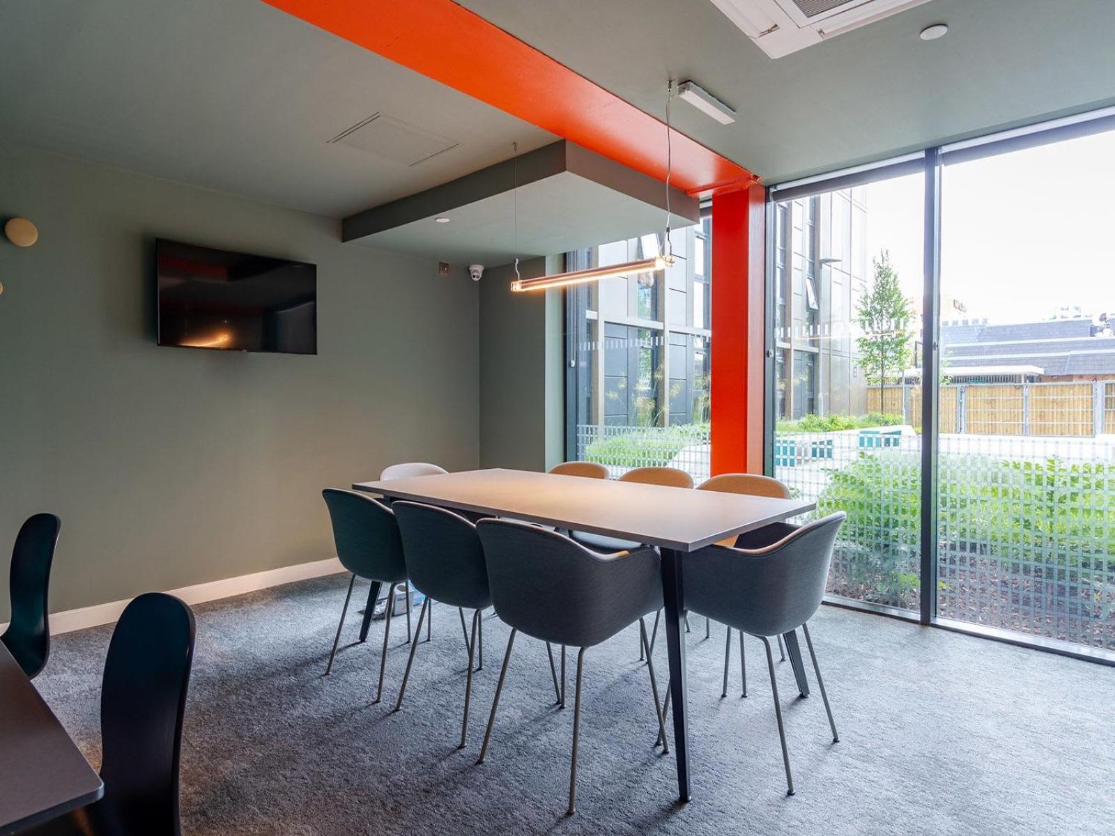 For Students Only Ensuite Bedrooms At The Refinery In Leeds *
