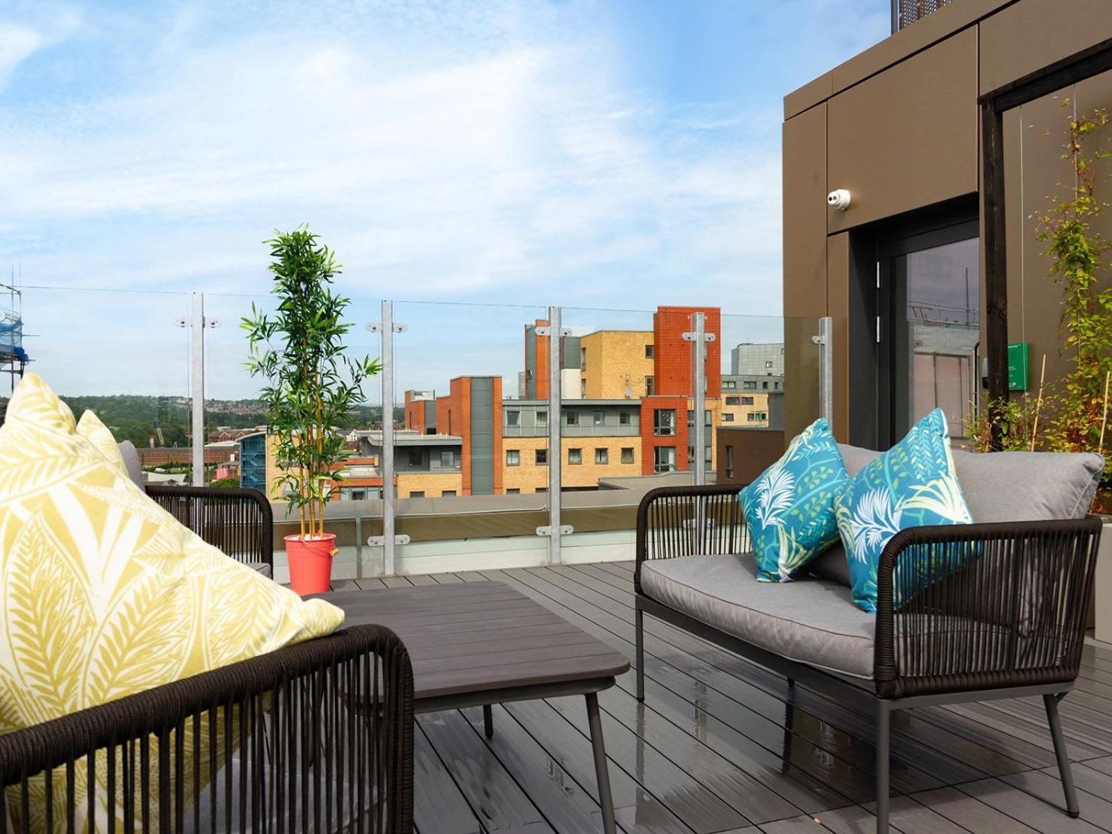 For Students Only Ensuite Bedrooms At The Refinery In Leeds Apartment