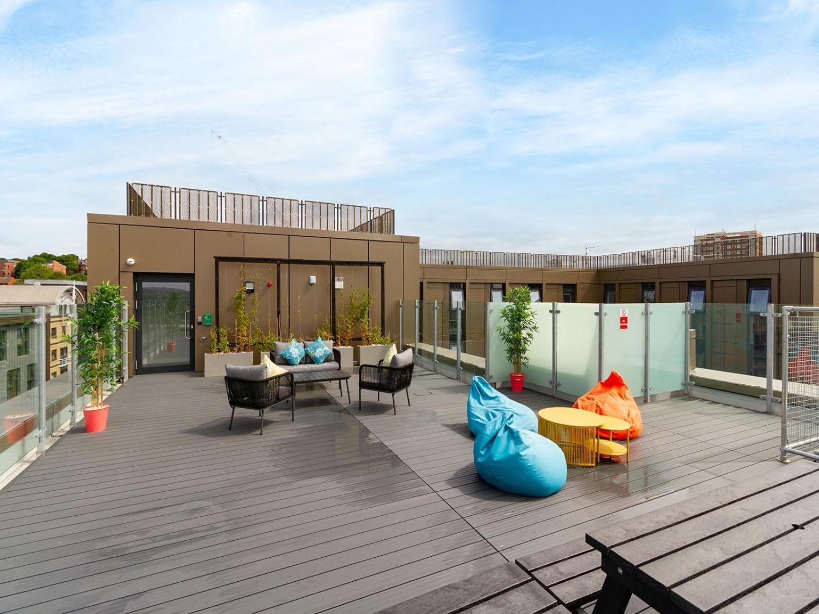 For Students Only Ensuite Bedrooms At The Refinery In Leeds * Leeds (West Yorkshire)