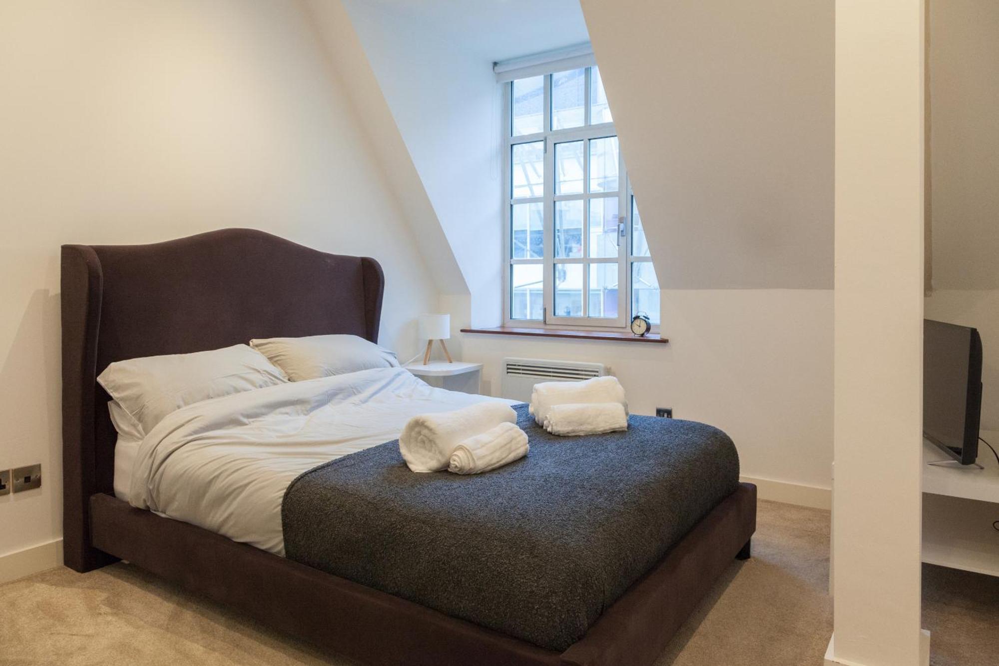 Centre Penthouse * Leeds (West Yorkshire)