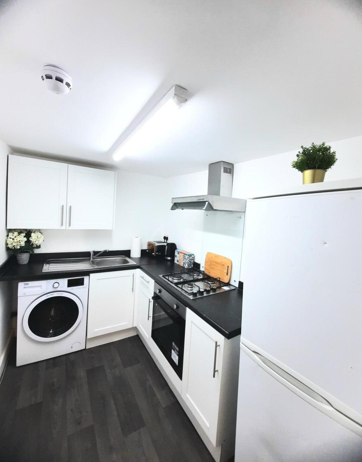 Comfy Lower Ground In Holiday home