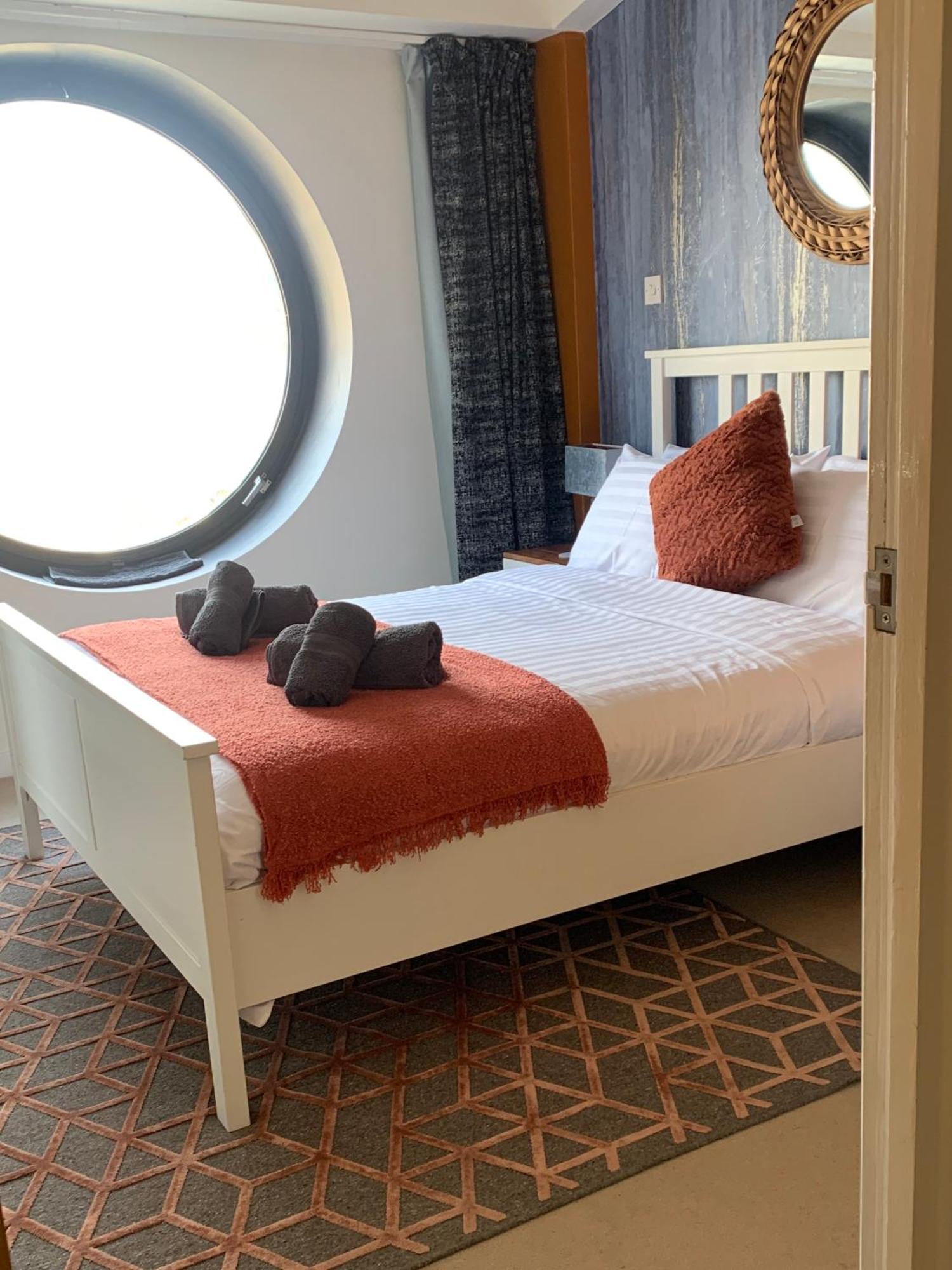 Centre Luxury 2 Bed Sleeps 6 Fantastic Views