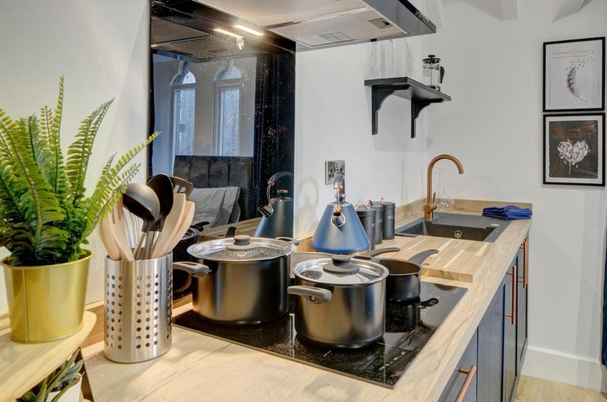 Homebird - The Vicarage Holiday home *