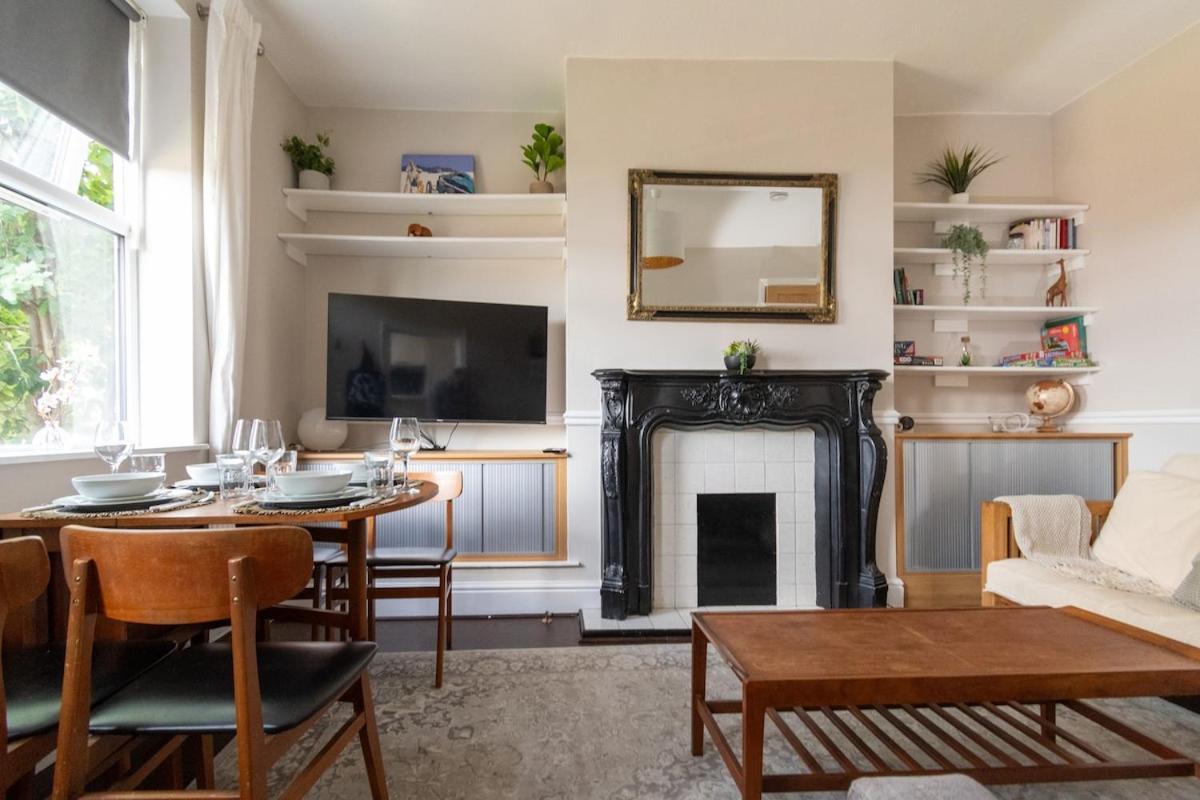 Holiday home Stylish In 10 Mins From Centre