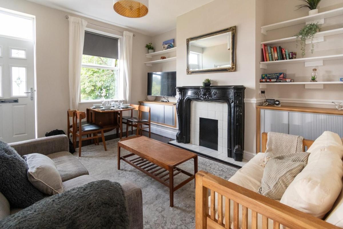Stylish In Leeds 10 Mins From Centre *