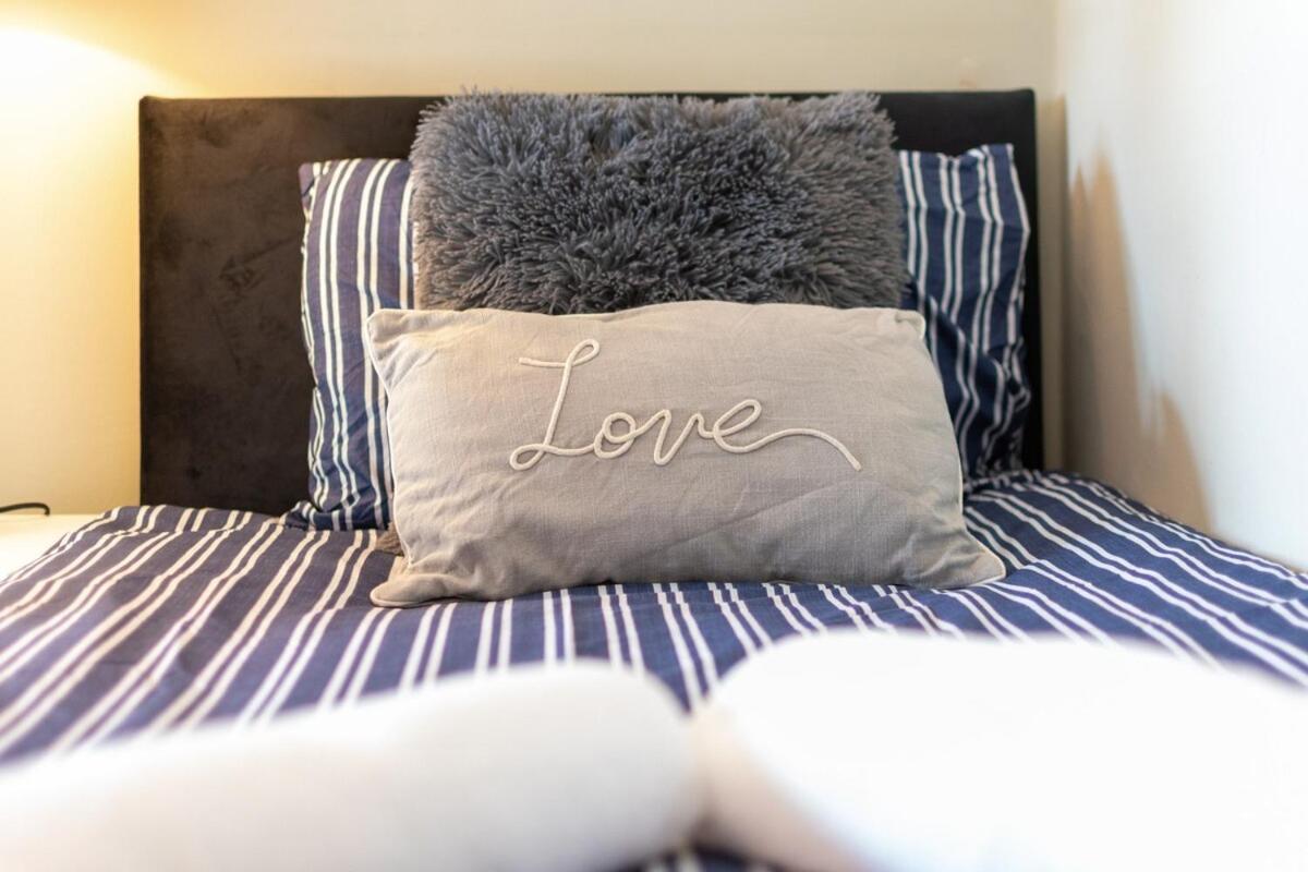 Stylish In Leeds 10 Mins From Centre Leeds (West Yorkshire)