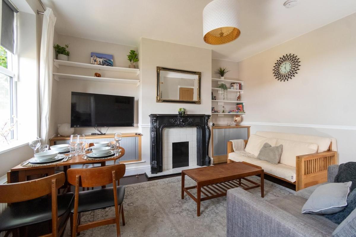 Stylish In Leeds 10 Mins From Centre Leeds (West Yorkshire)