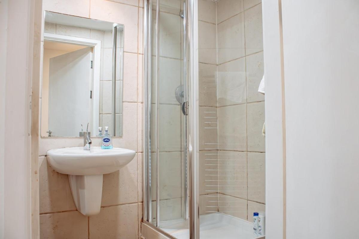 Apartment Modern 1-bedroom Flat In Centre *