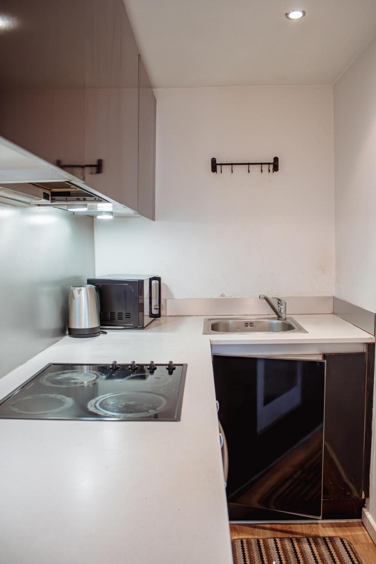Modern 1-bedroom Flat In Centre Apartment