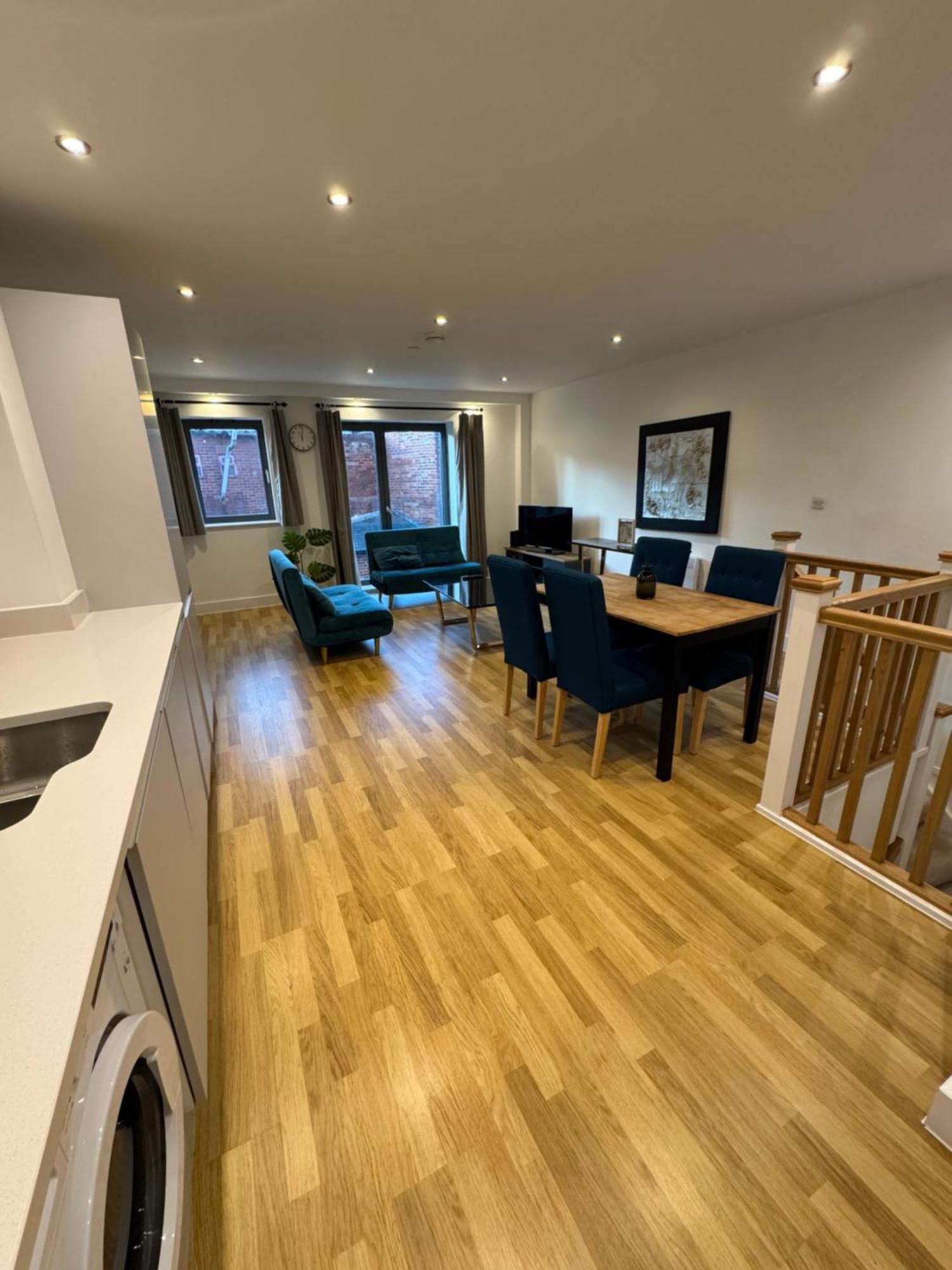 Apartment 2 Bed Duplex With En-suite 5 Mins Walk From Centre *
