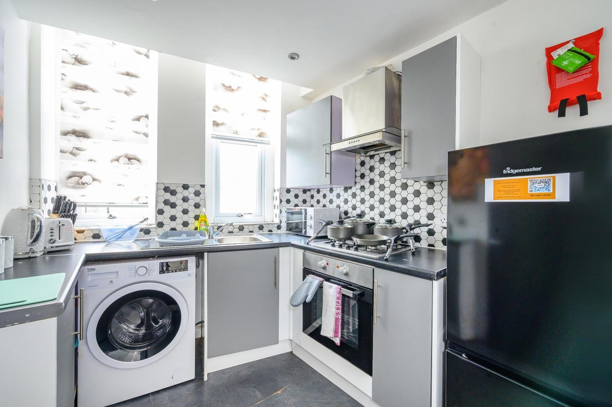 -rb83- For Your Relaxed,cosy Stay,free Parking Guest house Leeds (West Yorkshire)