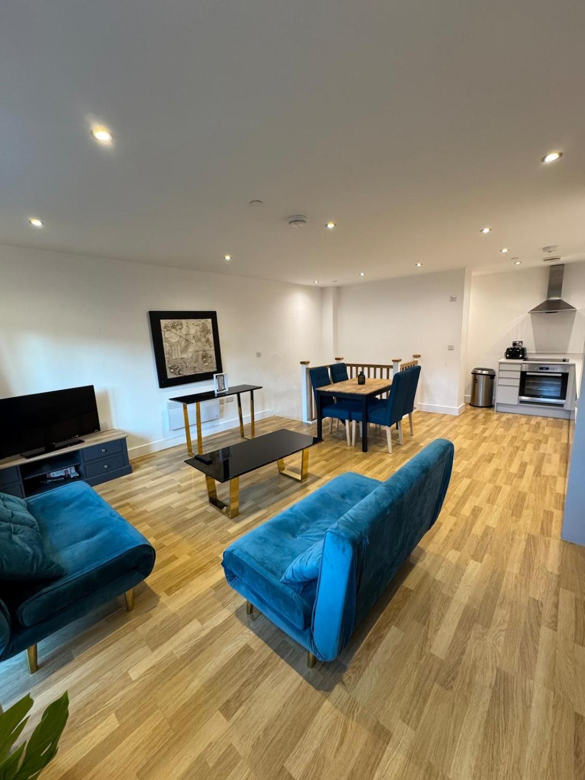 2 Bed Duplex With En-suite 5 Mins Walk From Centre