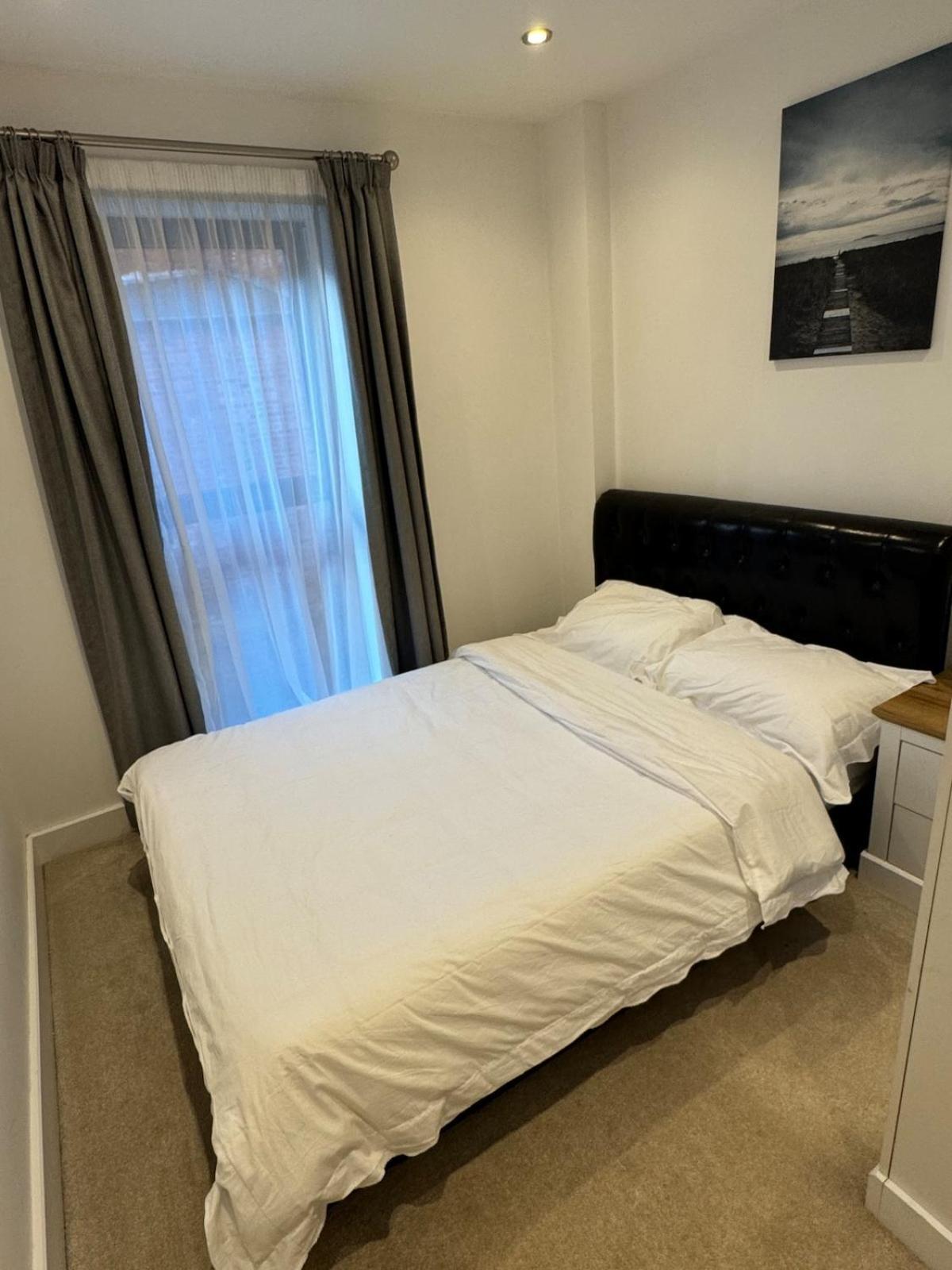 Apartment 2 Bed Duplex With En-suite 5 Mins Walk From Centre *