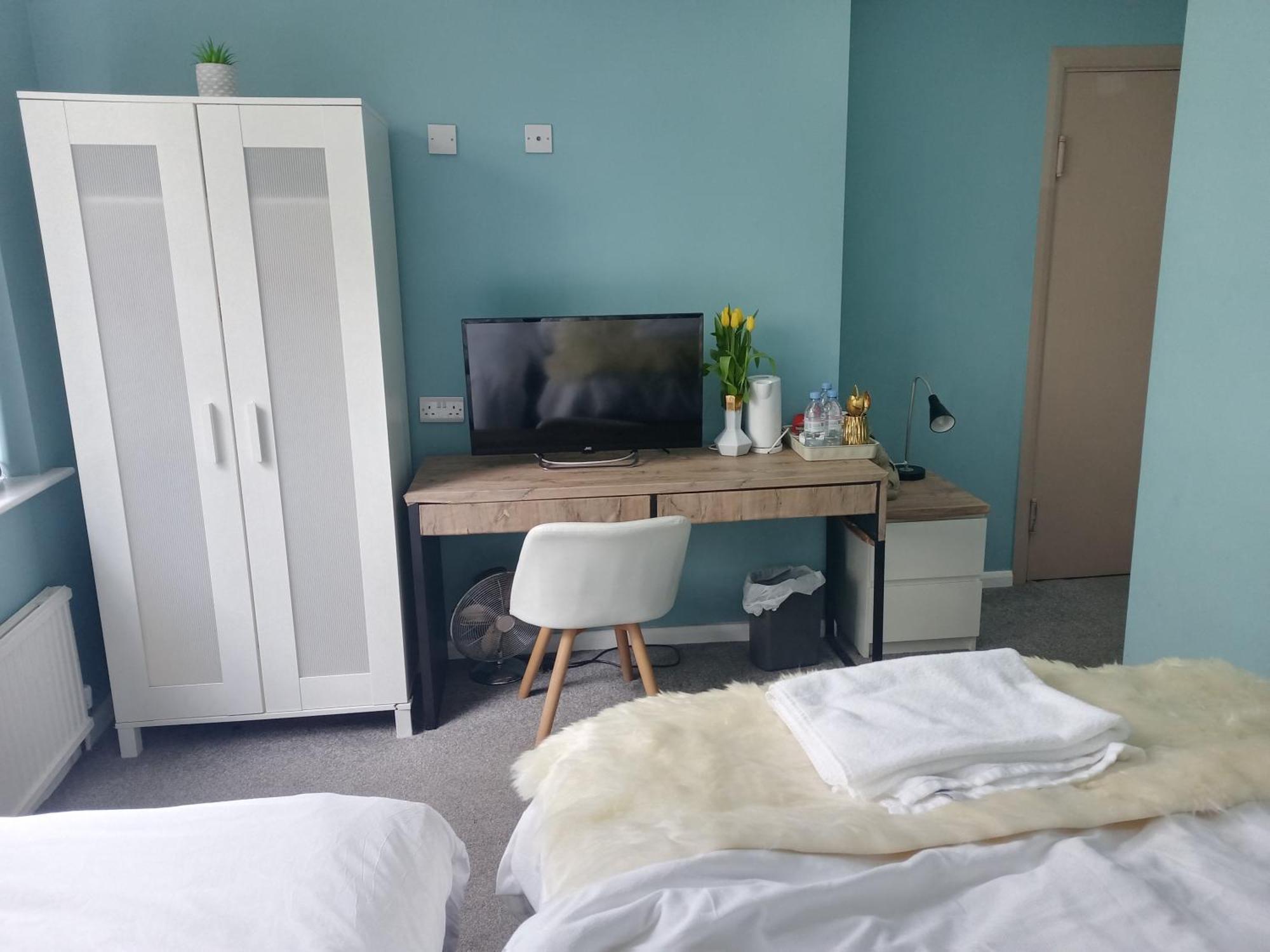 An Exquisite Deluxe In A - Free Parking - With Access To Resturant - Shisha Bar- Wine Bar