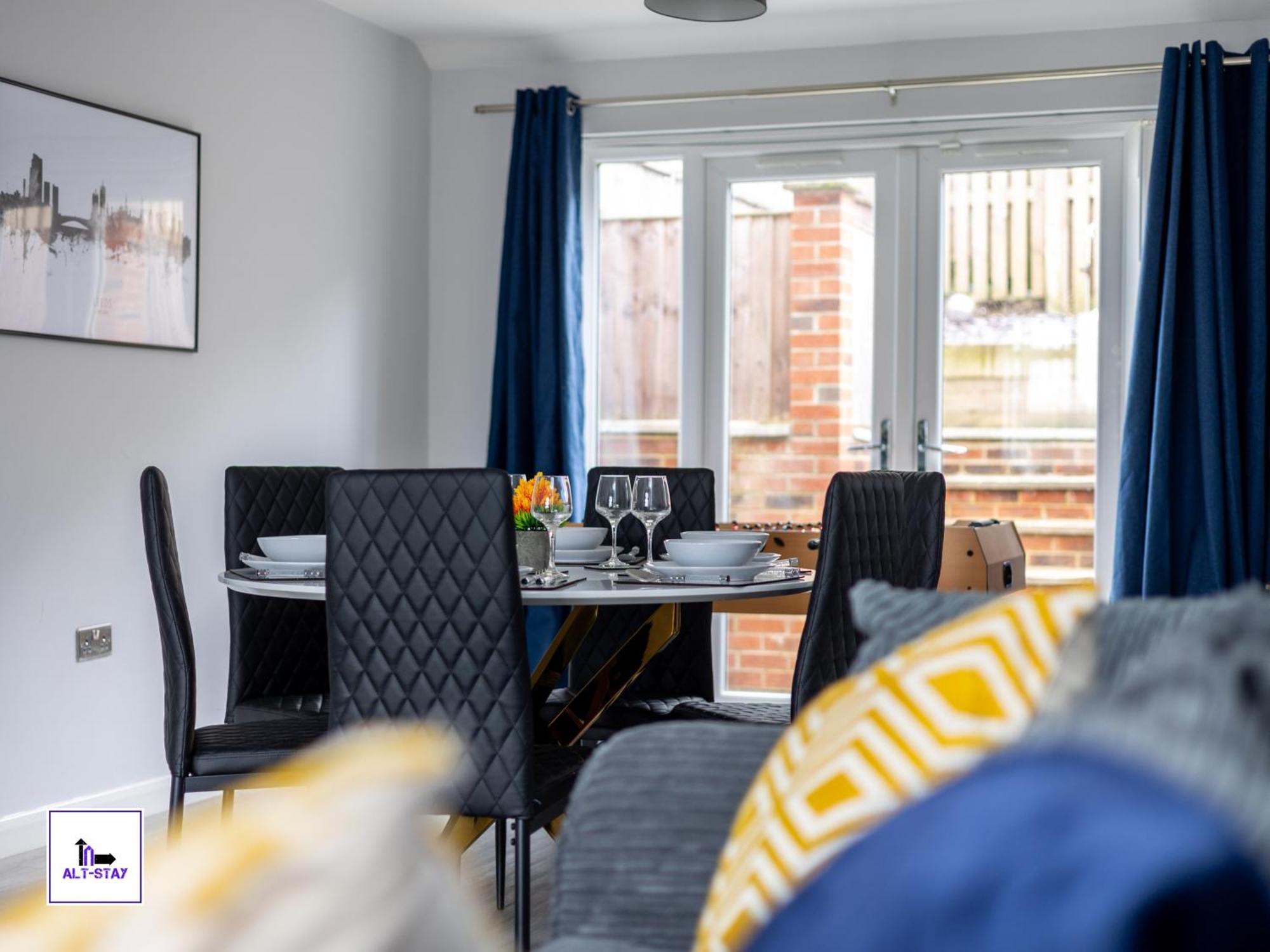 Alt-Stay West Leeds - 3 Bed - 10 Percent Off Monthly - Contractors, Insurance, Relocation - Long Stays Welcome * Leeds (West Yorkshire)