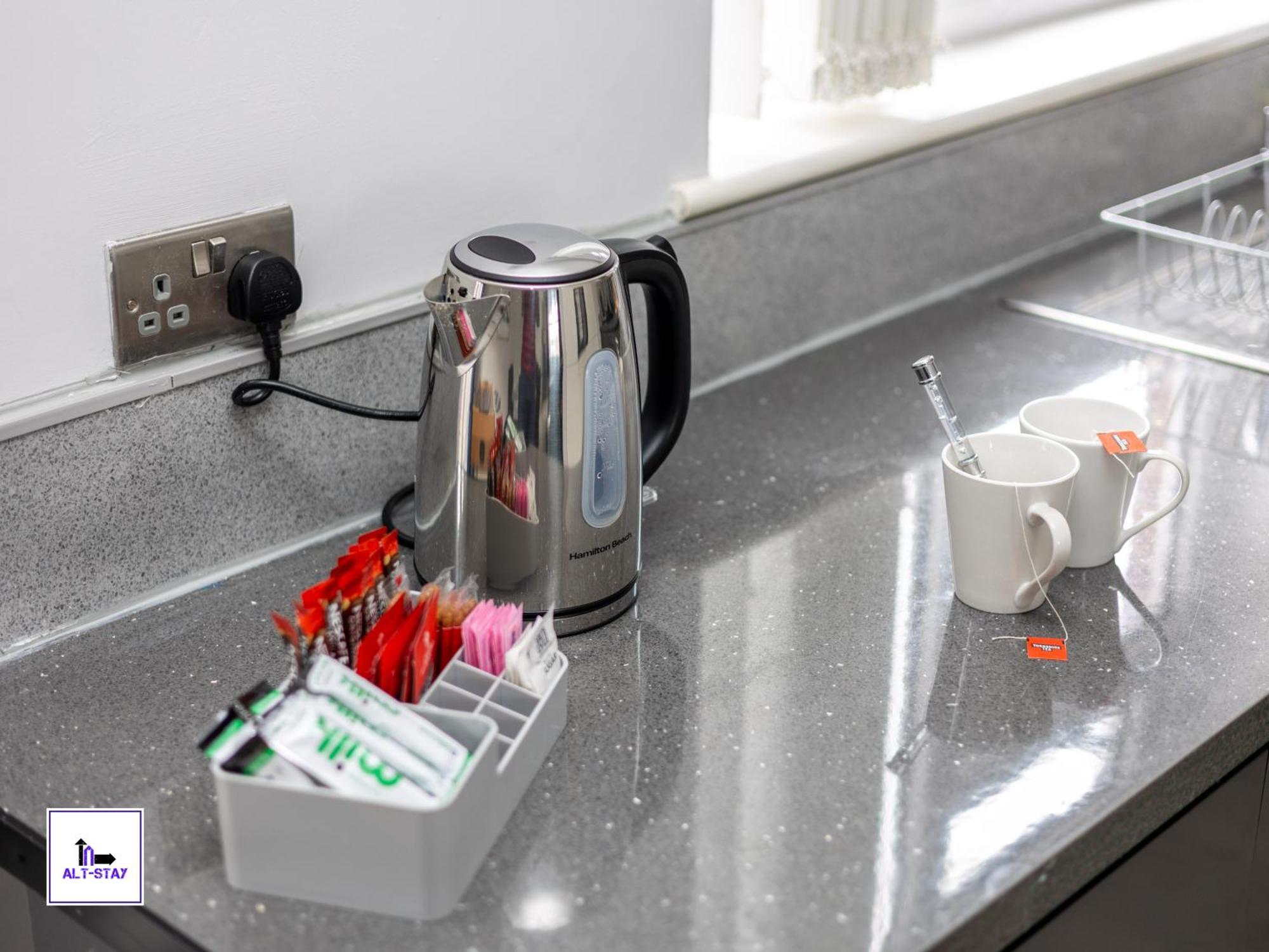 Holiday home Alt-Stay West Leeds - 3 Bed - 10 Percent Off Monthly - Contractors, Insurance, Relocation - Long Stays Welcome *
