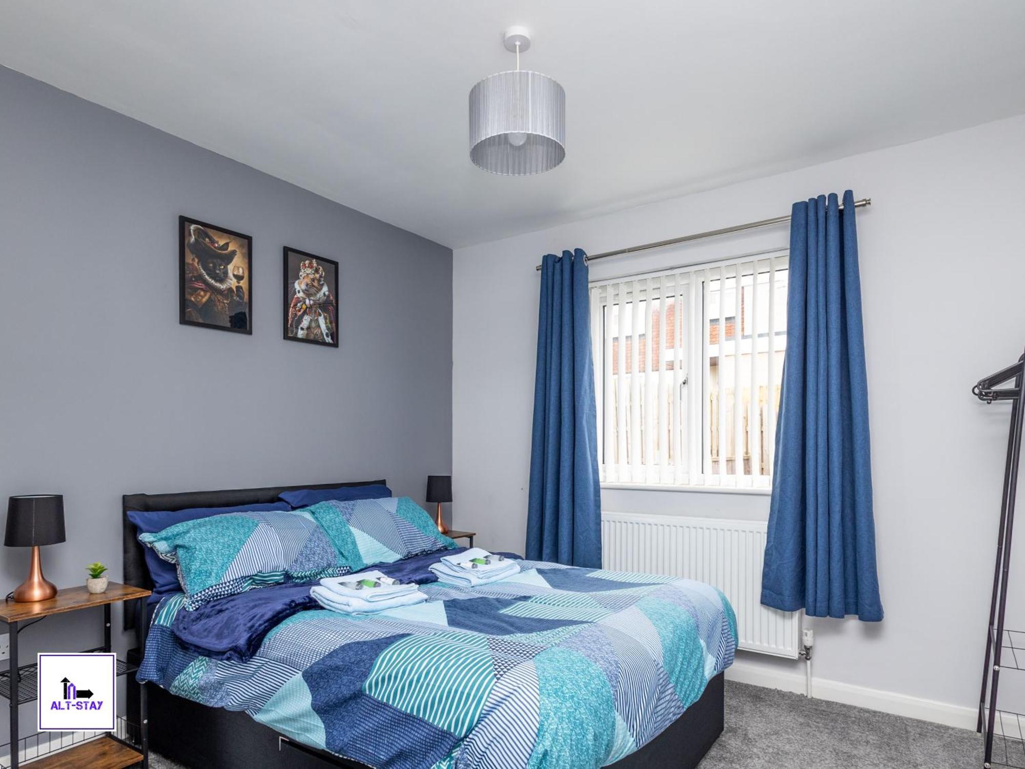 Alt-Stay West Leeds - 3 Bed - 10 Percent Off Monthly - Contractors, Insurance, Relocation - Long Stays Welcome Leeds (West Yorkshire)