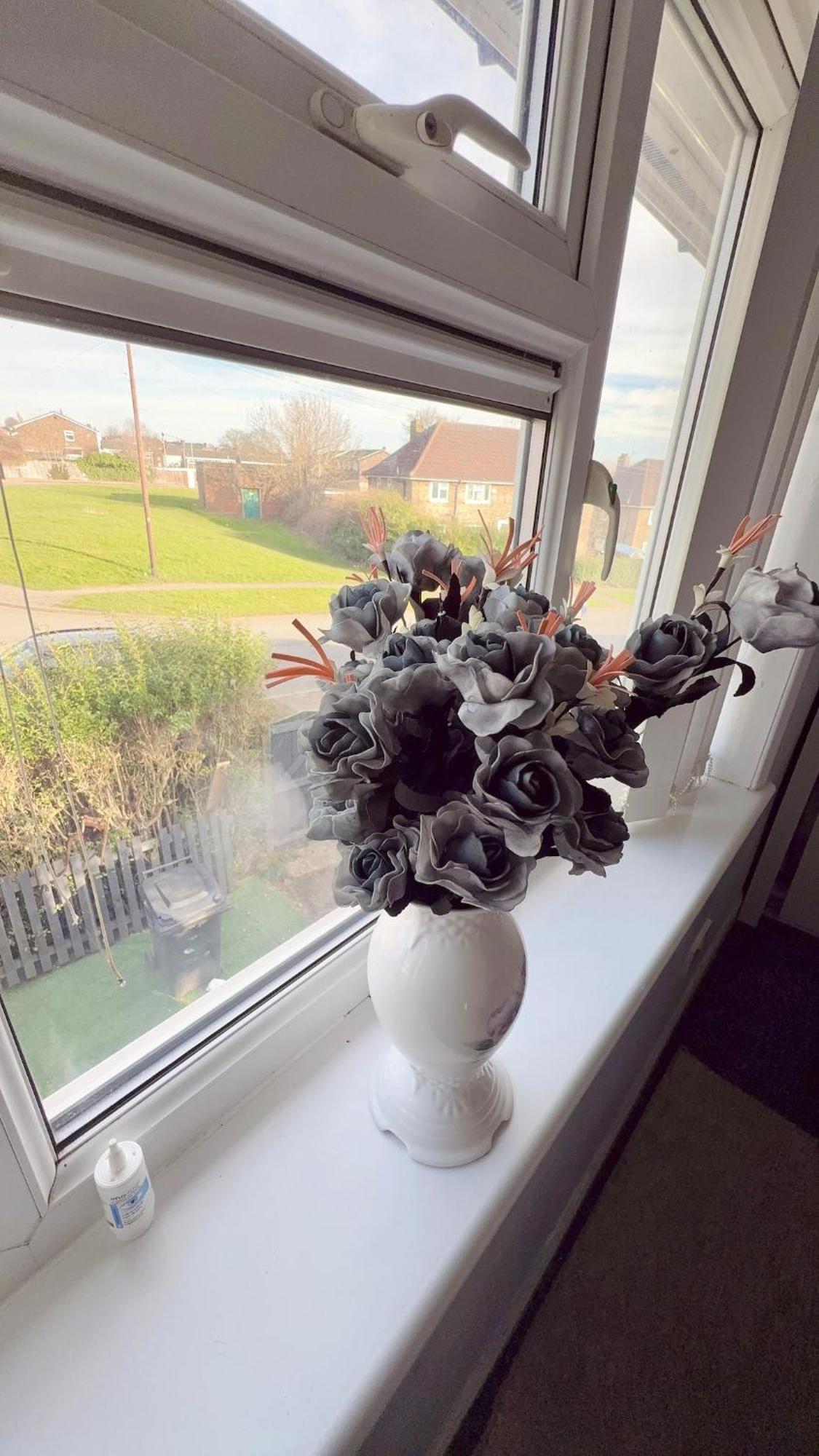 4 Spacious Bedroom House Seacroft With A Drive *