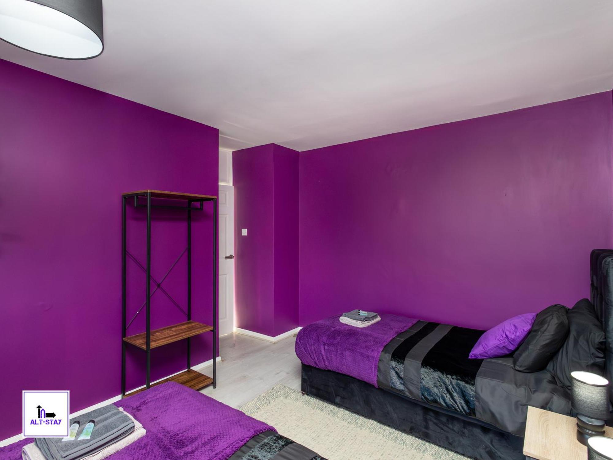 Alt-Stay Leeds South - 3 Bed - 10 Percent Off Monthly - Contractors, Insurance, Relocation - Long Stays Welcome Leeds (West Yorkshire)