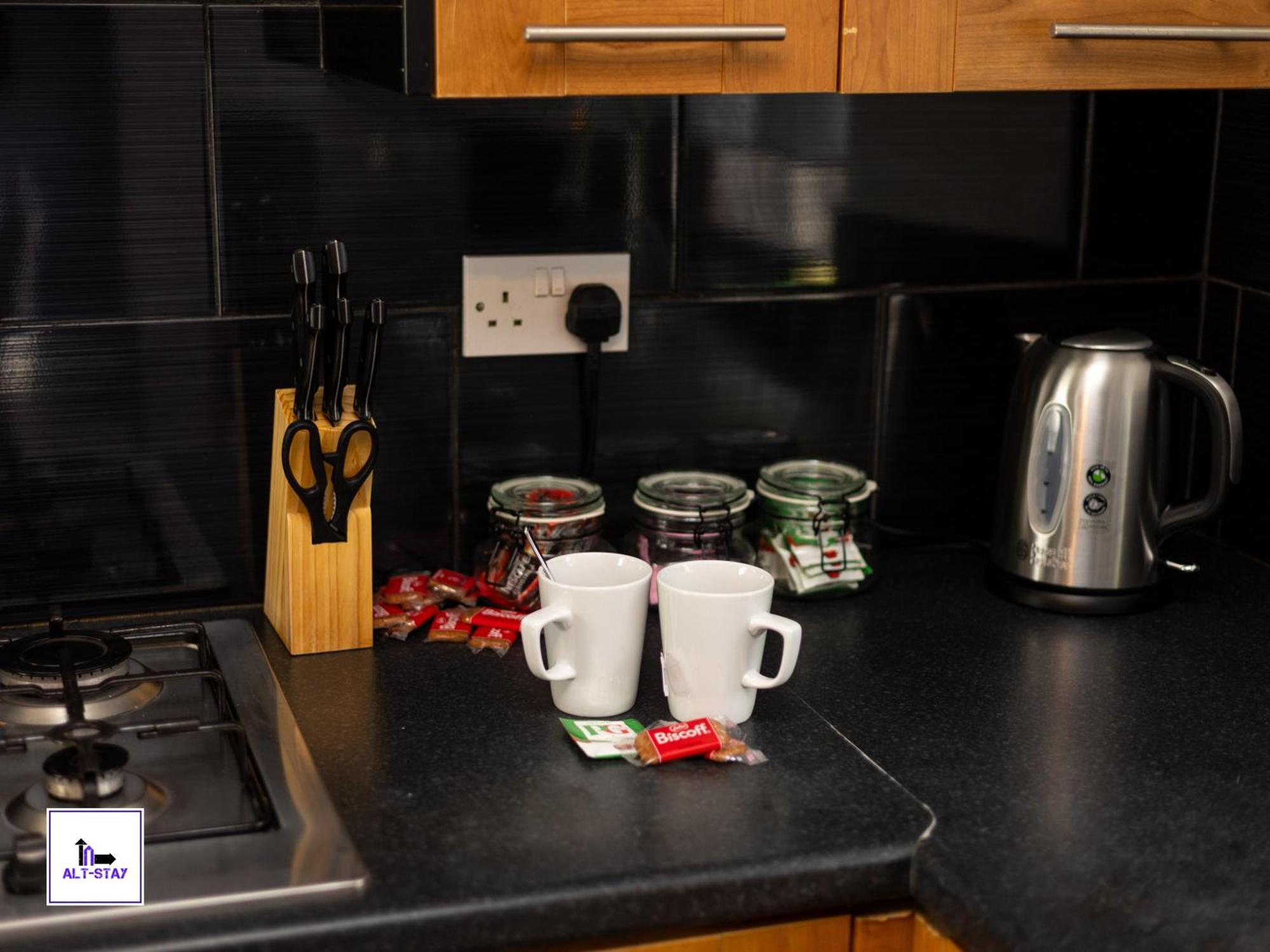 Alt-Stay Leeds South - 3 Bed - 10 Percent Off Monthly - Contractors, Insurance, Relocation - Long Stays Welcome Holiday home