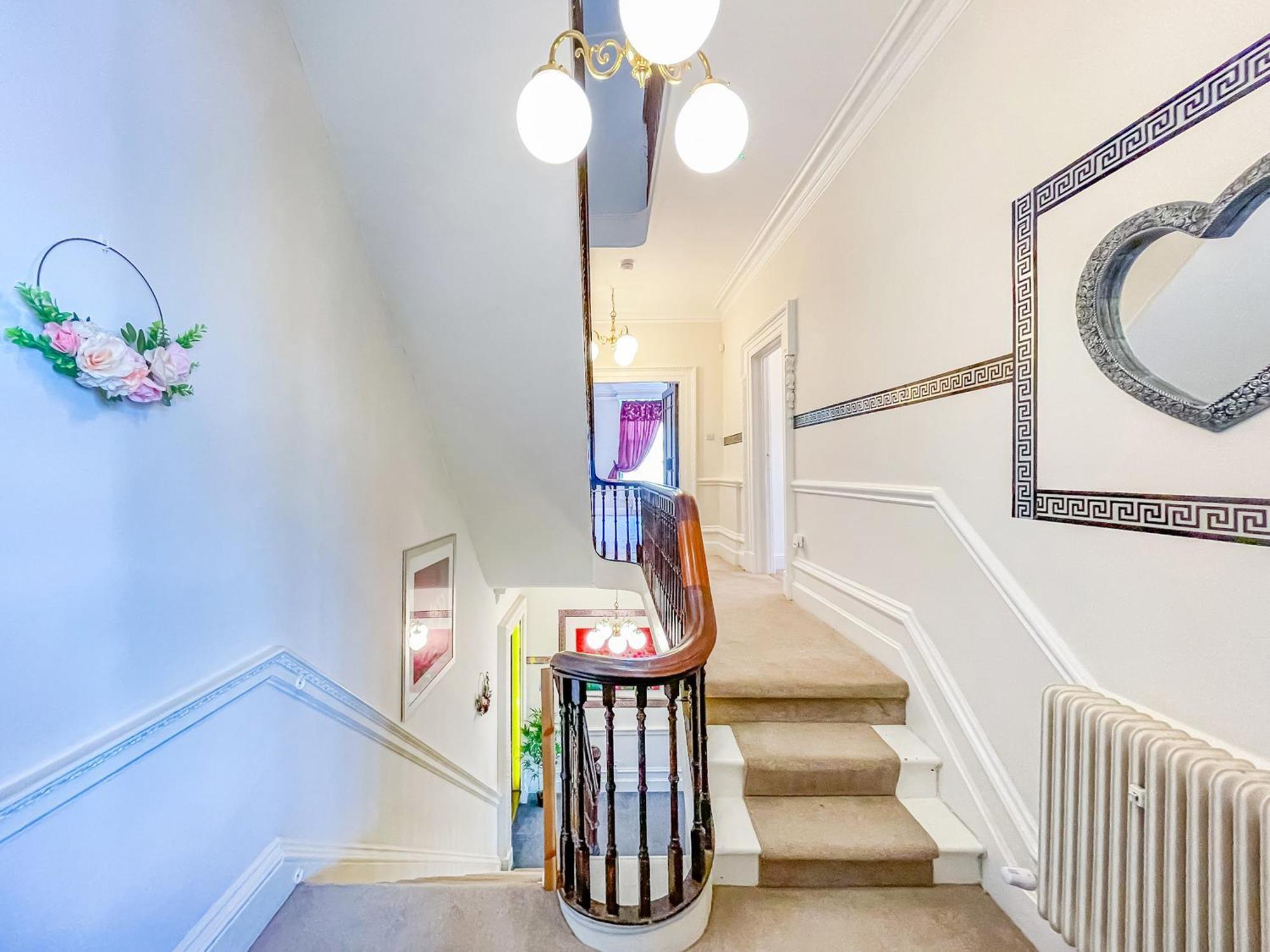 *rc9bc* For Your Relaxed & Cosy + Free Parking + Free Fast Wifi * * Leeds (West Yorkshire)