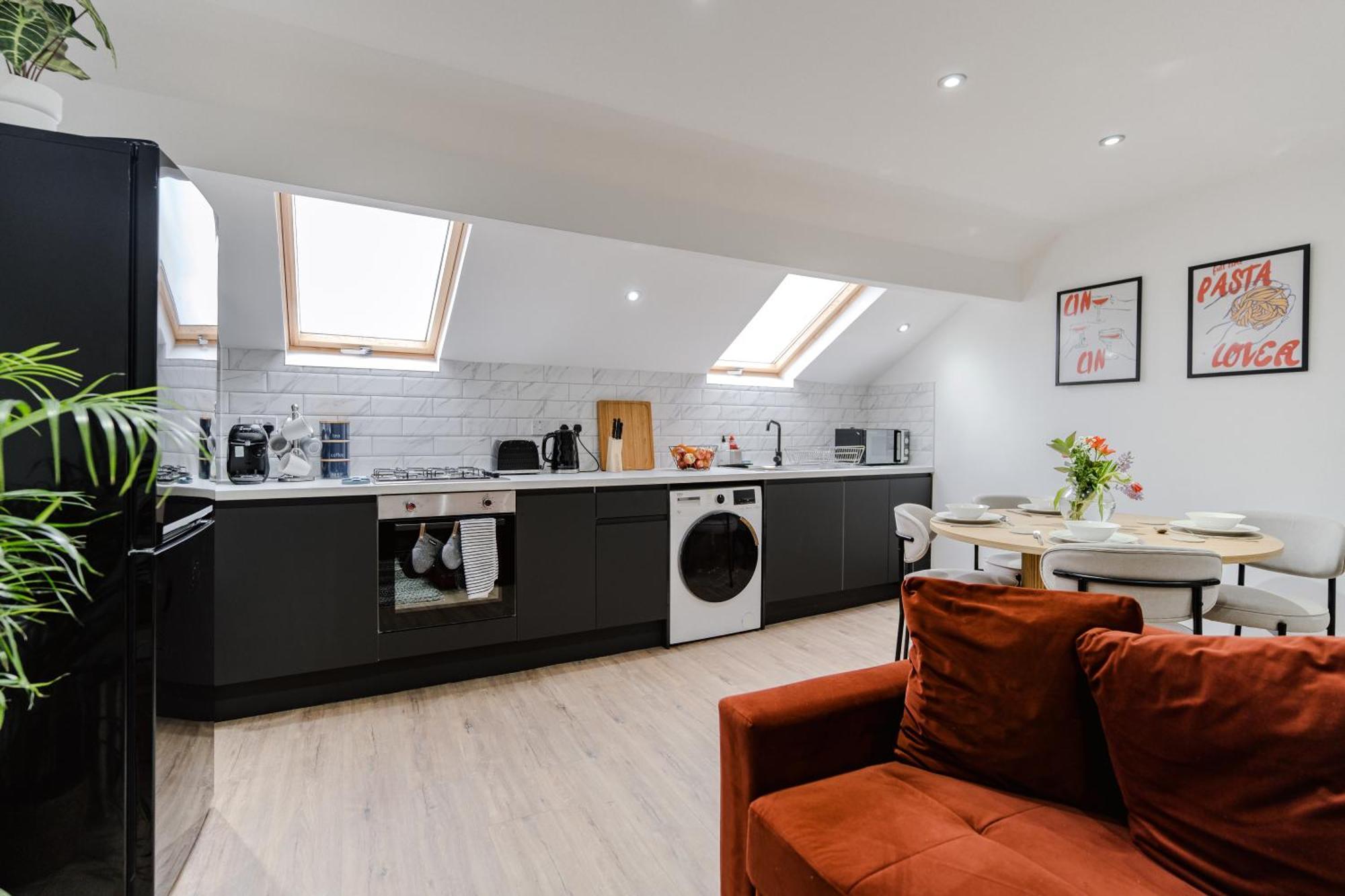 Stunning Skyview 2br Flat , Fast Wifi - Away From Apartment Leeds (West Yorkshire)