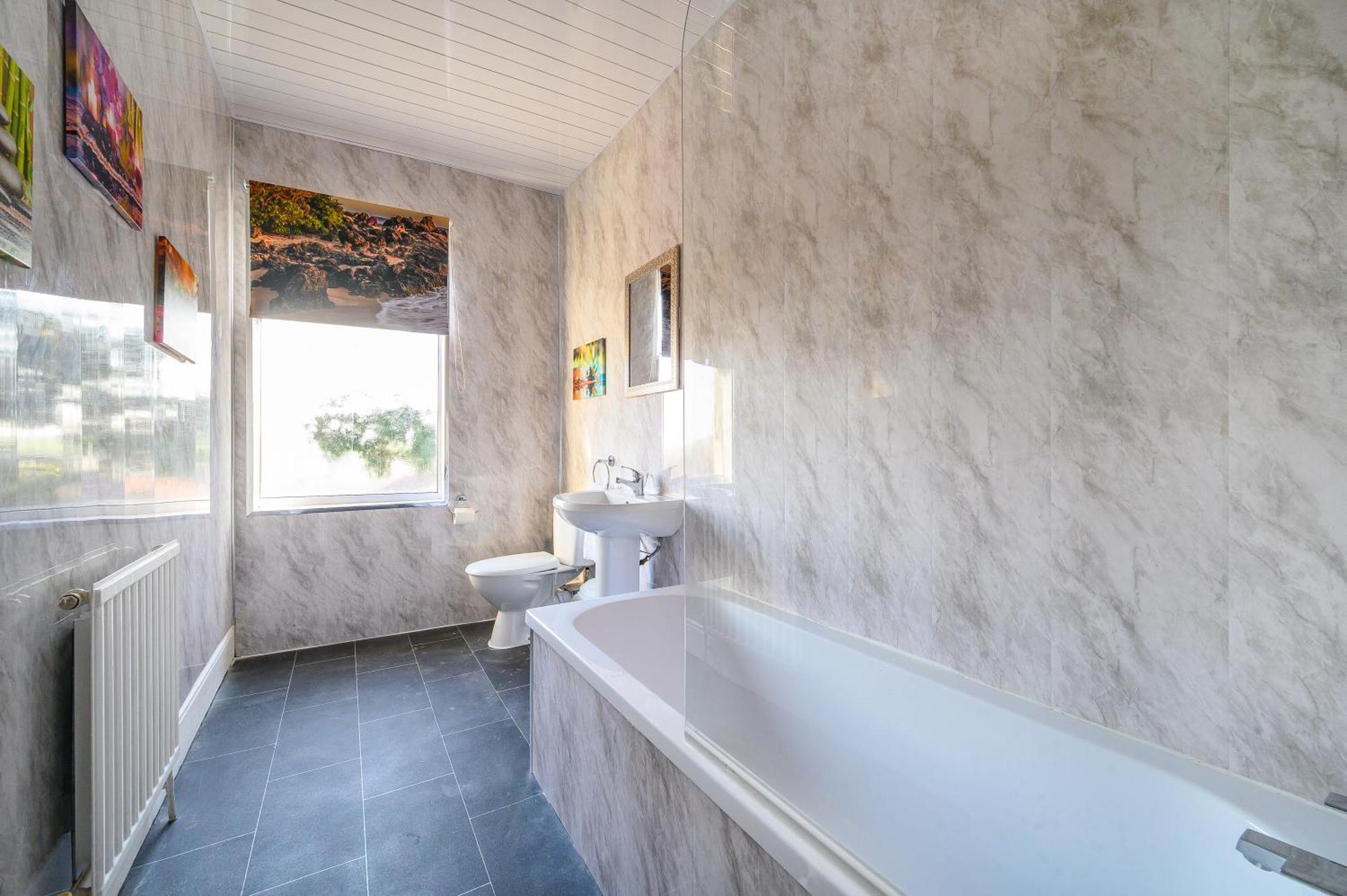 Guest house -ra27a- For Your Relaxed, Cosy Stay, Free Parking