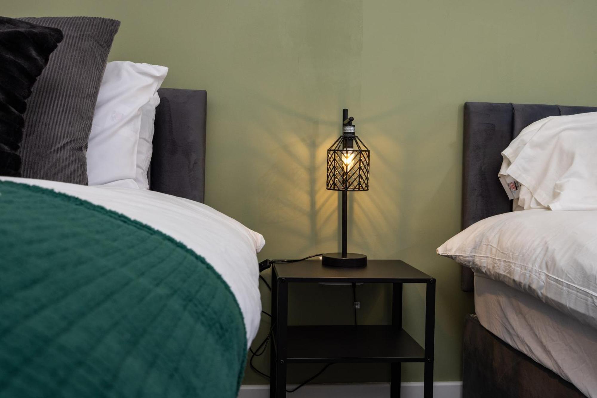 Apartment Cosy Retreat By Green Haven Escapes With Free Off-Street Parking In Seacroft *