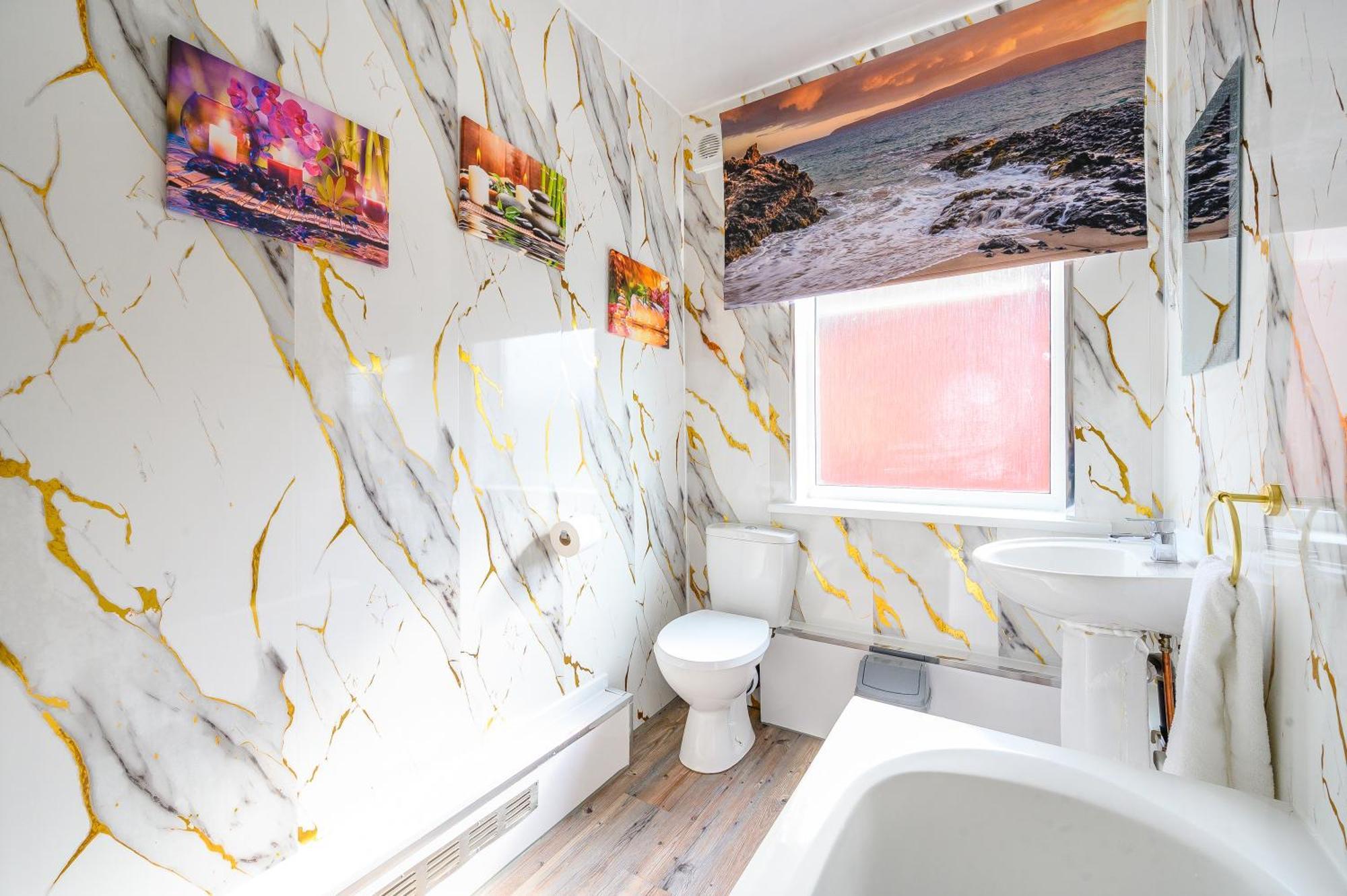 Guest house -re15cfa- For Relaxed And Cosy With Free Parking Leeds (West Yorkshire)
