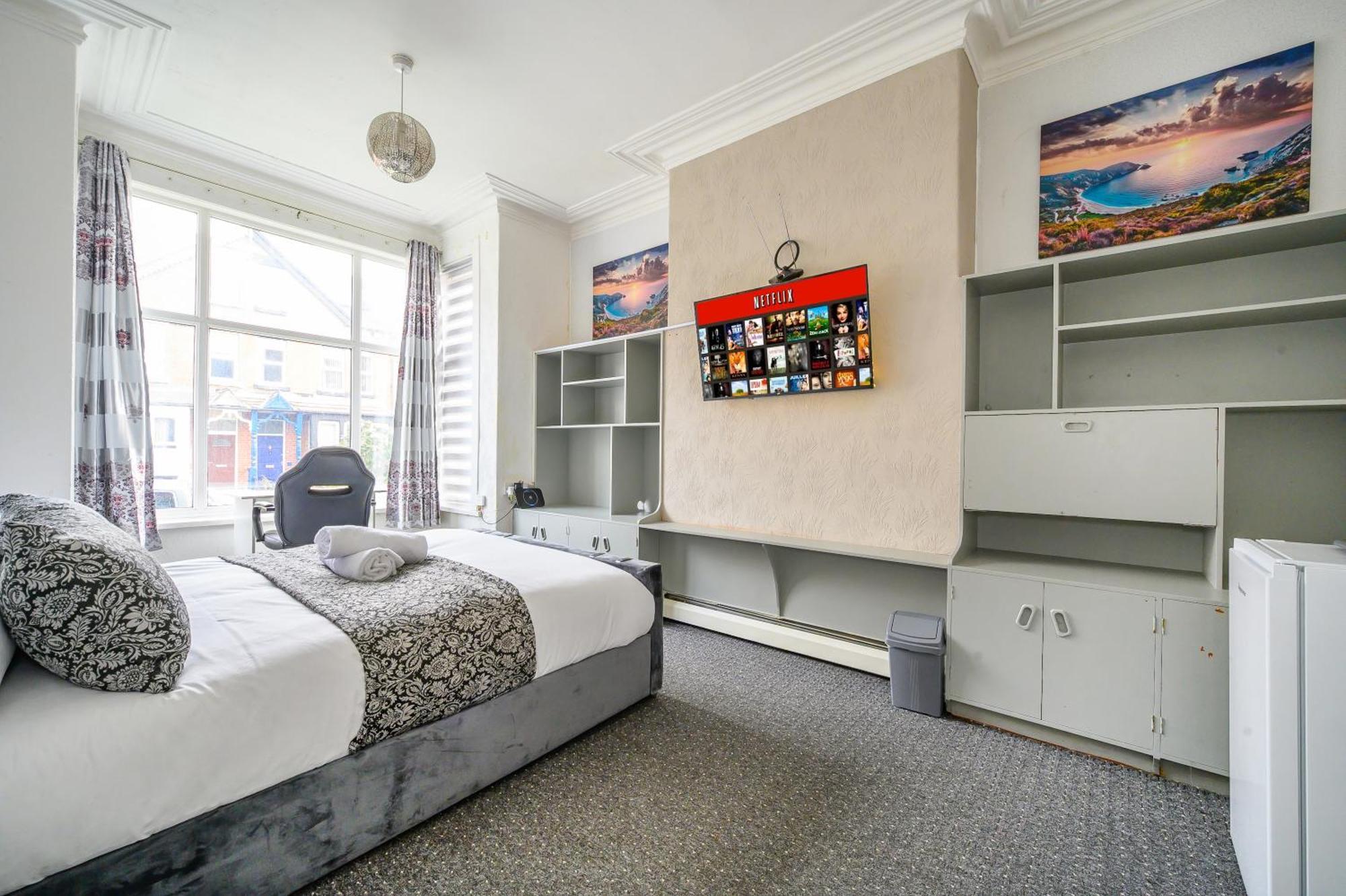 -re15cfa- For Relaxed And Cosy With Free Parking Guest house Leeds (West Yorkshire)