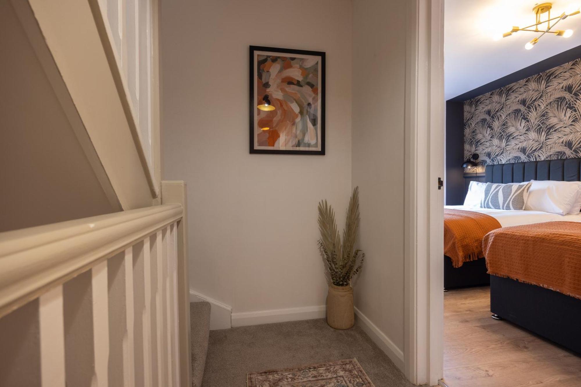 Homebird Leeds (West Yorkshire)