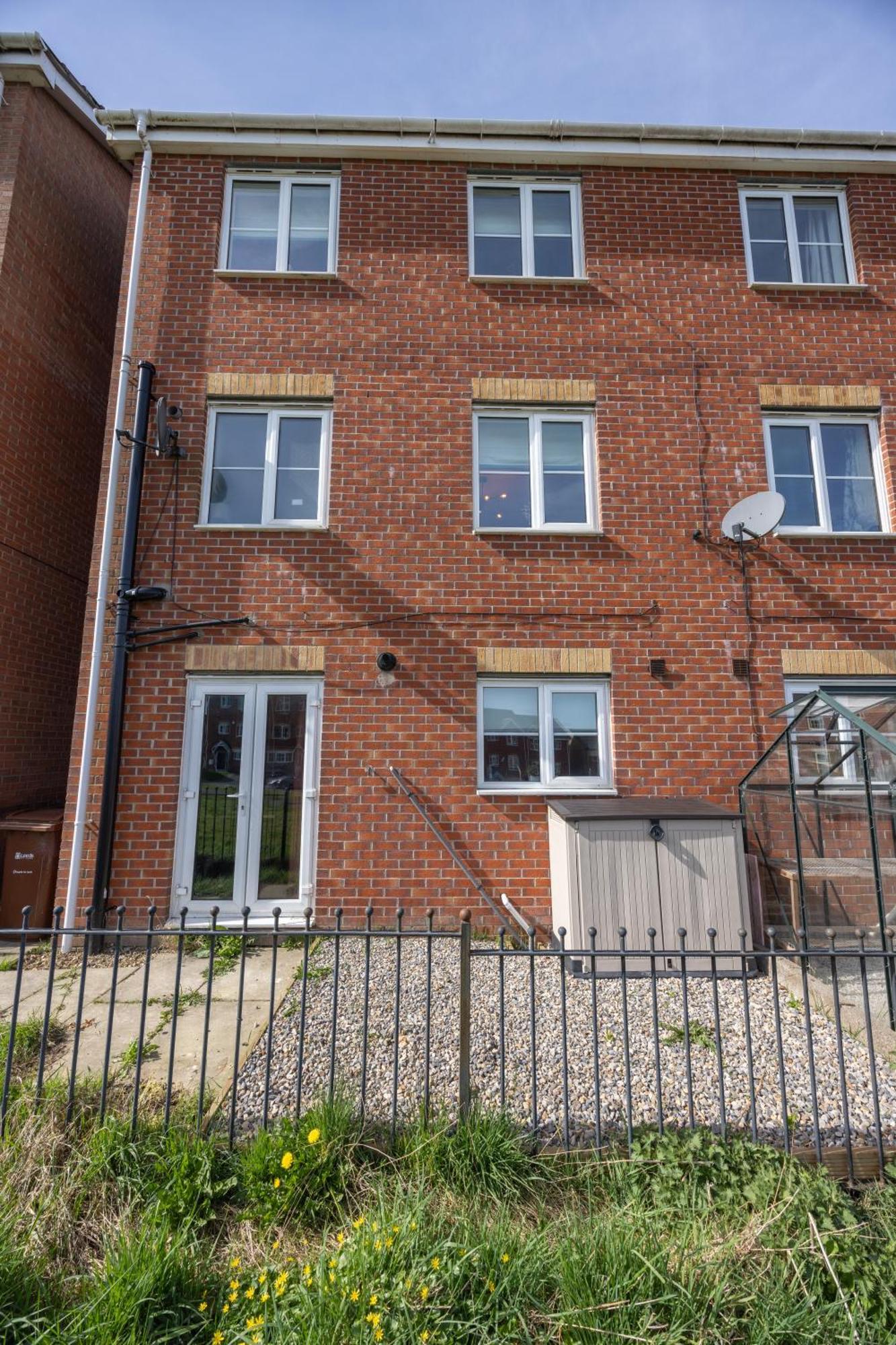 Homebird Leeds (West Yorkshire)
