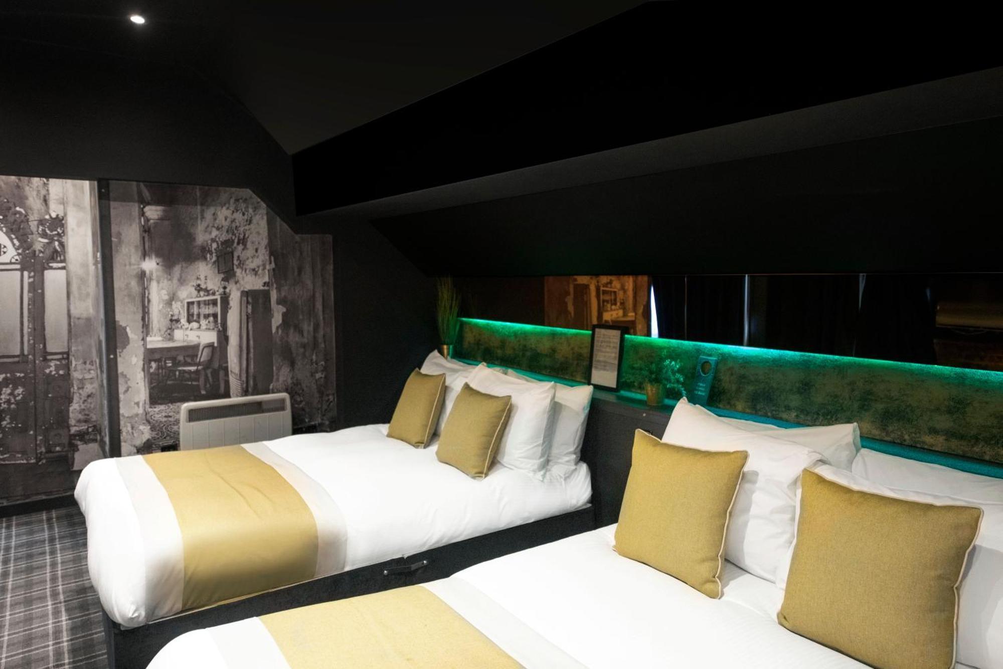 Briggate Hotel 3*