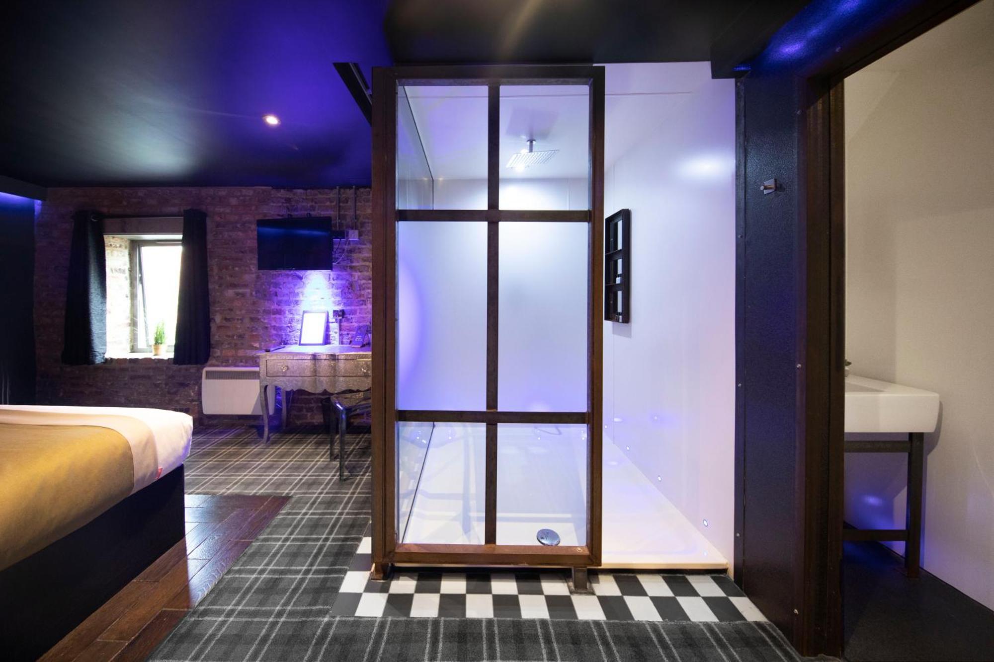Briggate Hotel 3*