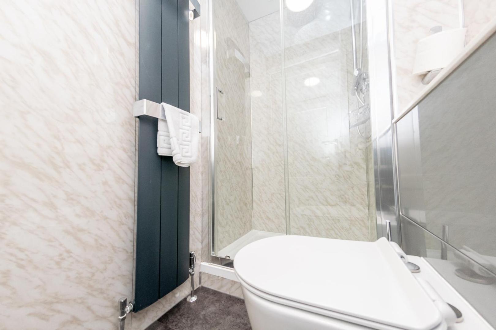 Bed & Breakfast The Halfway House Leeds (West Yorkshire)