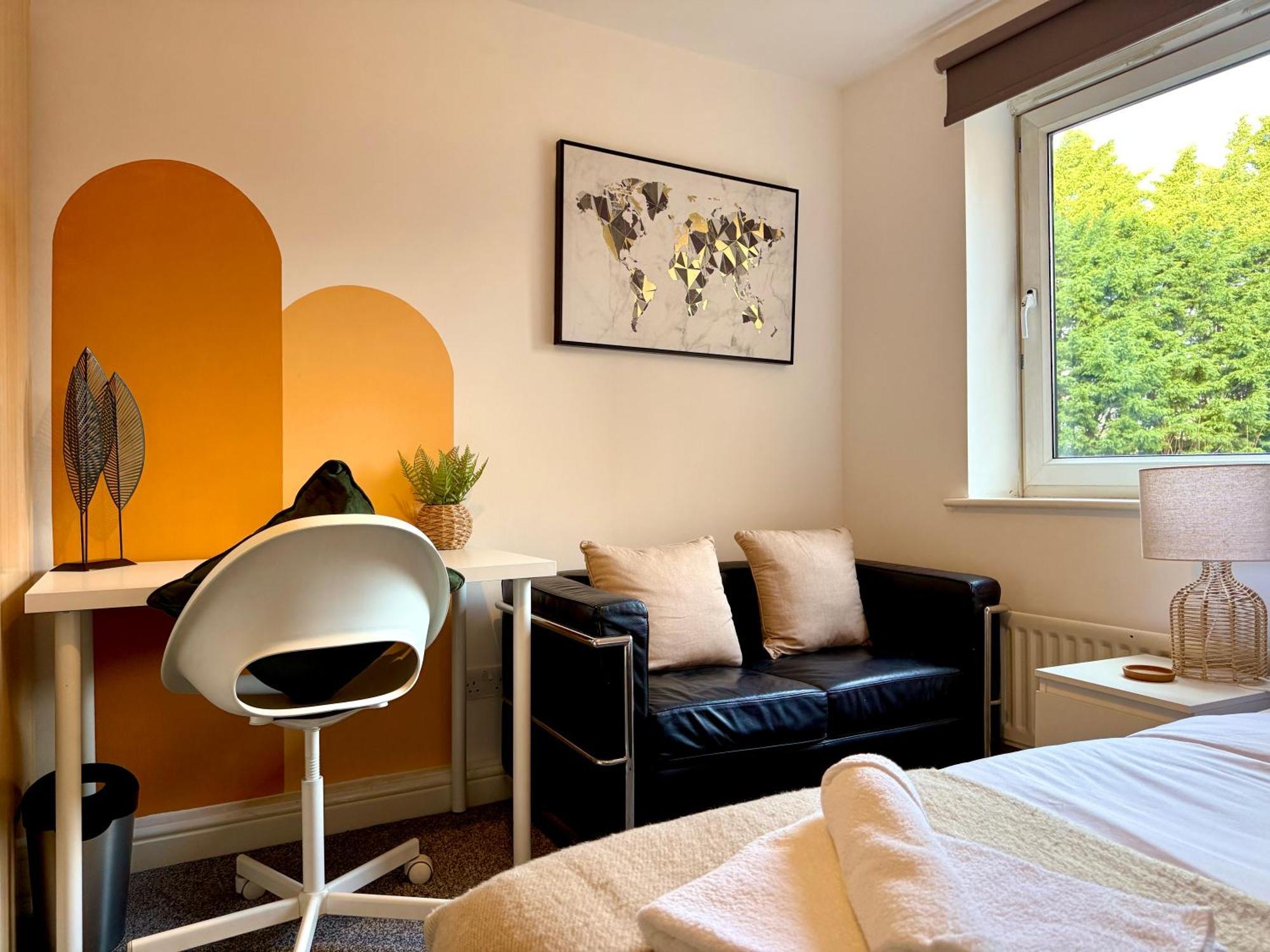 Apartment Spacious 2 Bed Flat Free Private Parking Leeds (West Yorkshire)
