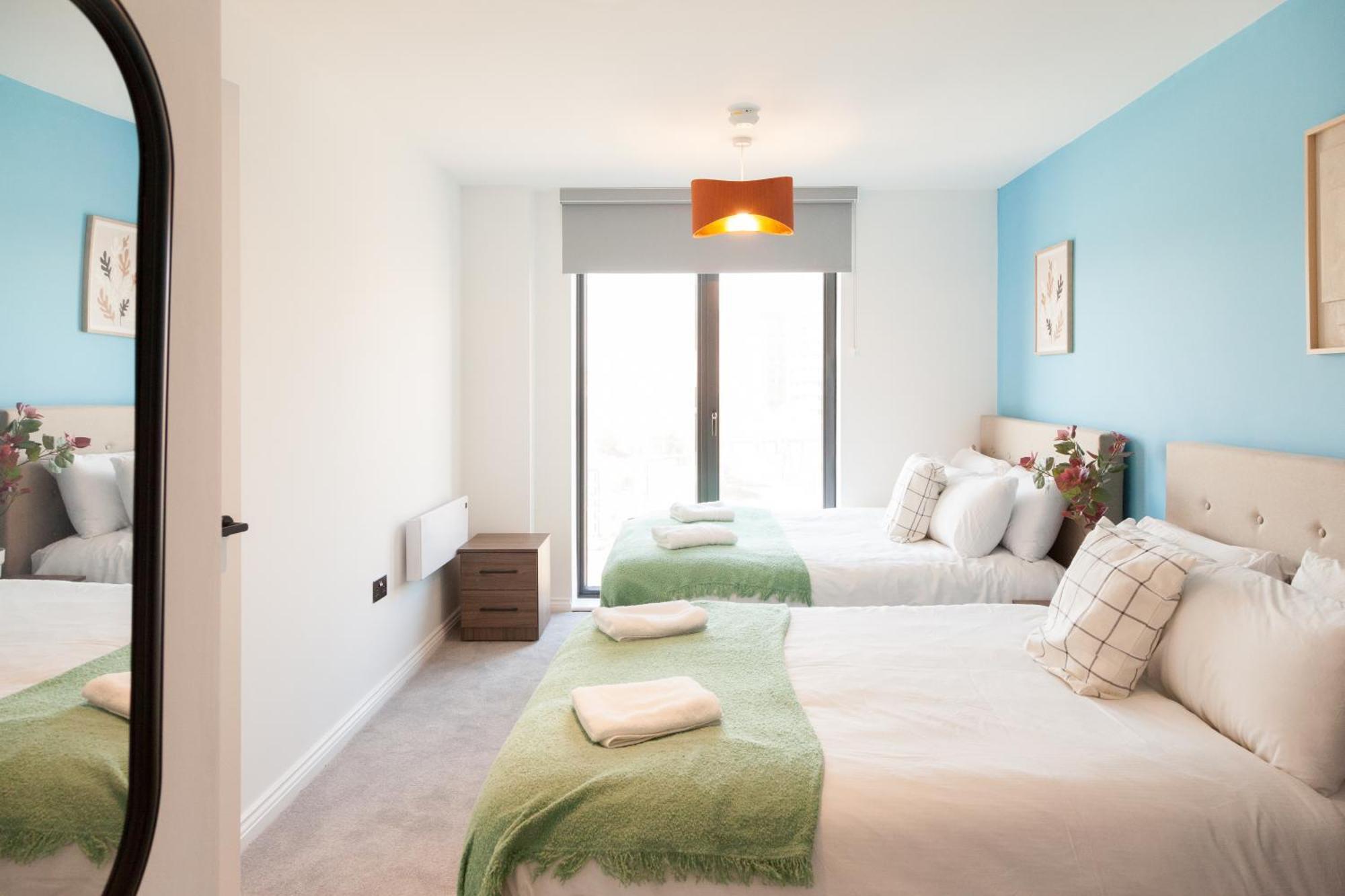 Springwell Gardens Near Leeds Station & Centre Apartment Leeds (West Yorkshire)