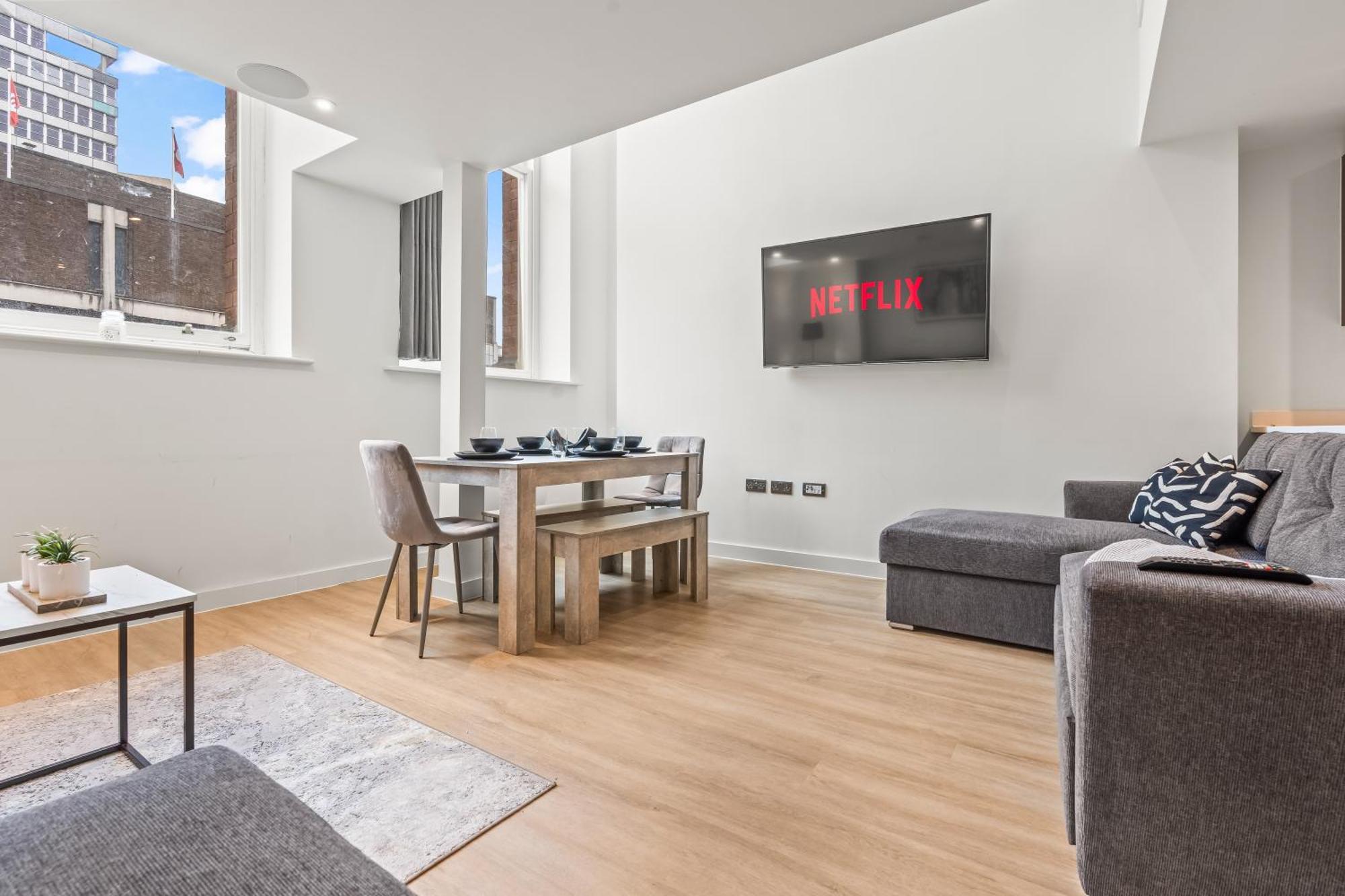 Apartment Centre Modern Luxury Duplex 2-bedroom