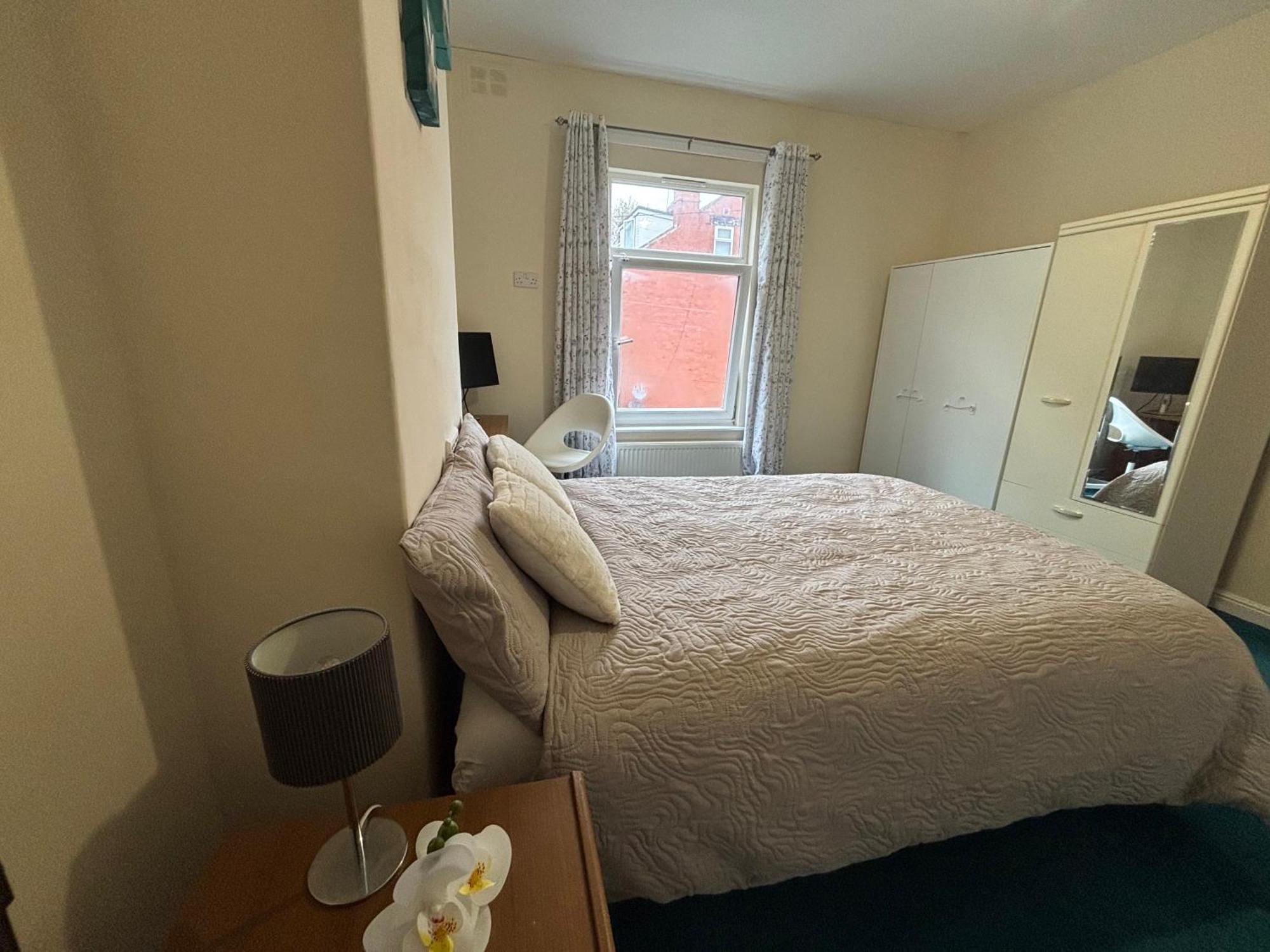 Bright And Cozy In * Leeds (West Yorkshire)