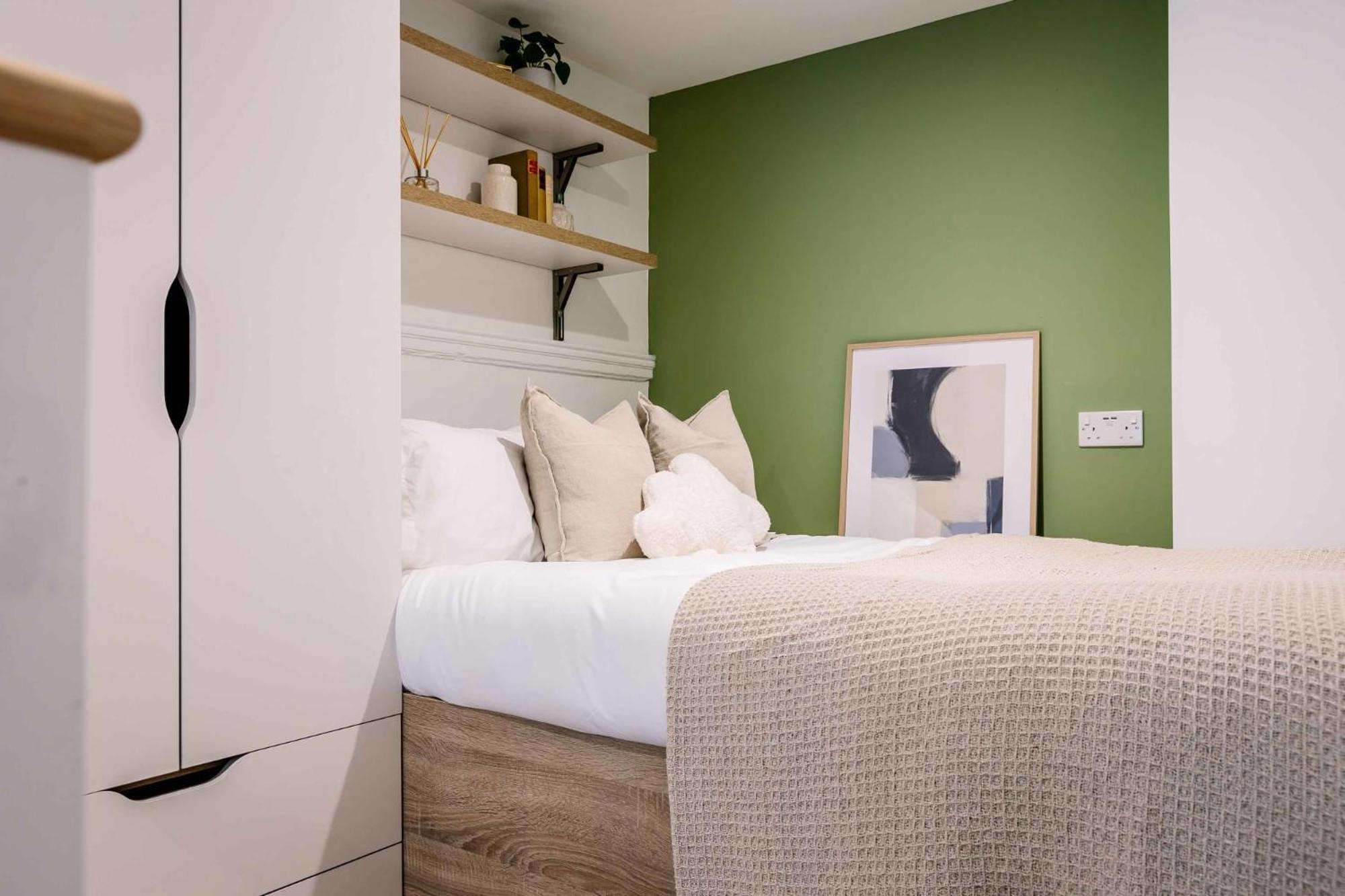 Leonardo Living Modern & Ensuites In * Leeds (West Yorkshire)