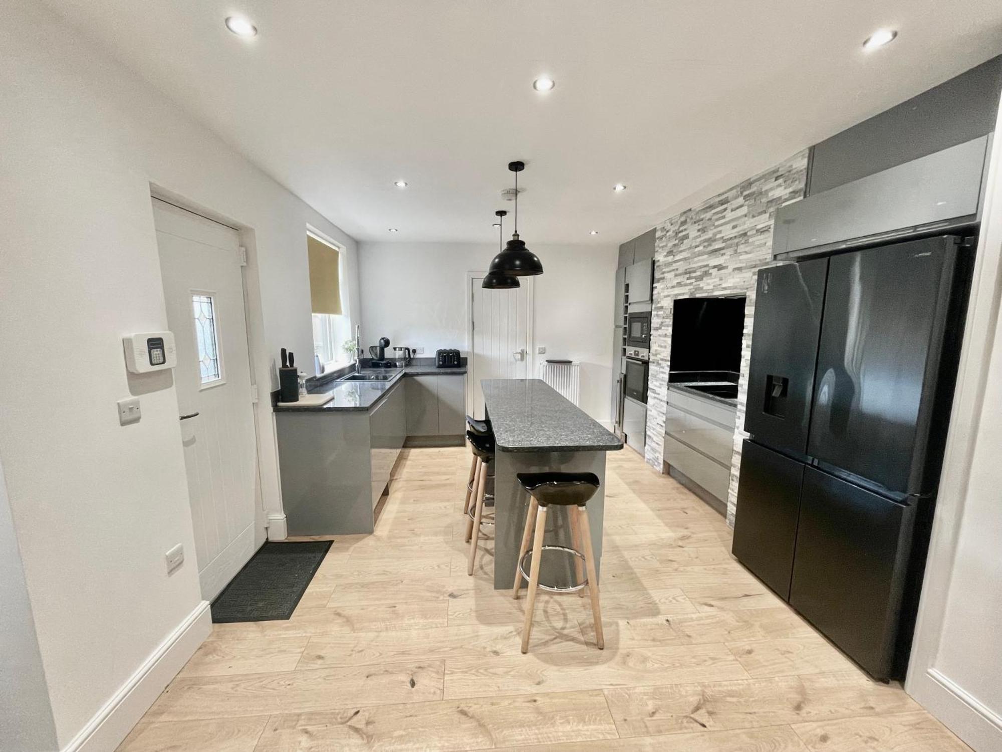 Apartment Holdsworth House