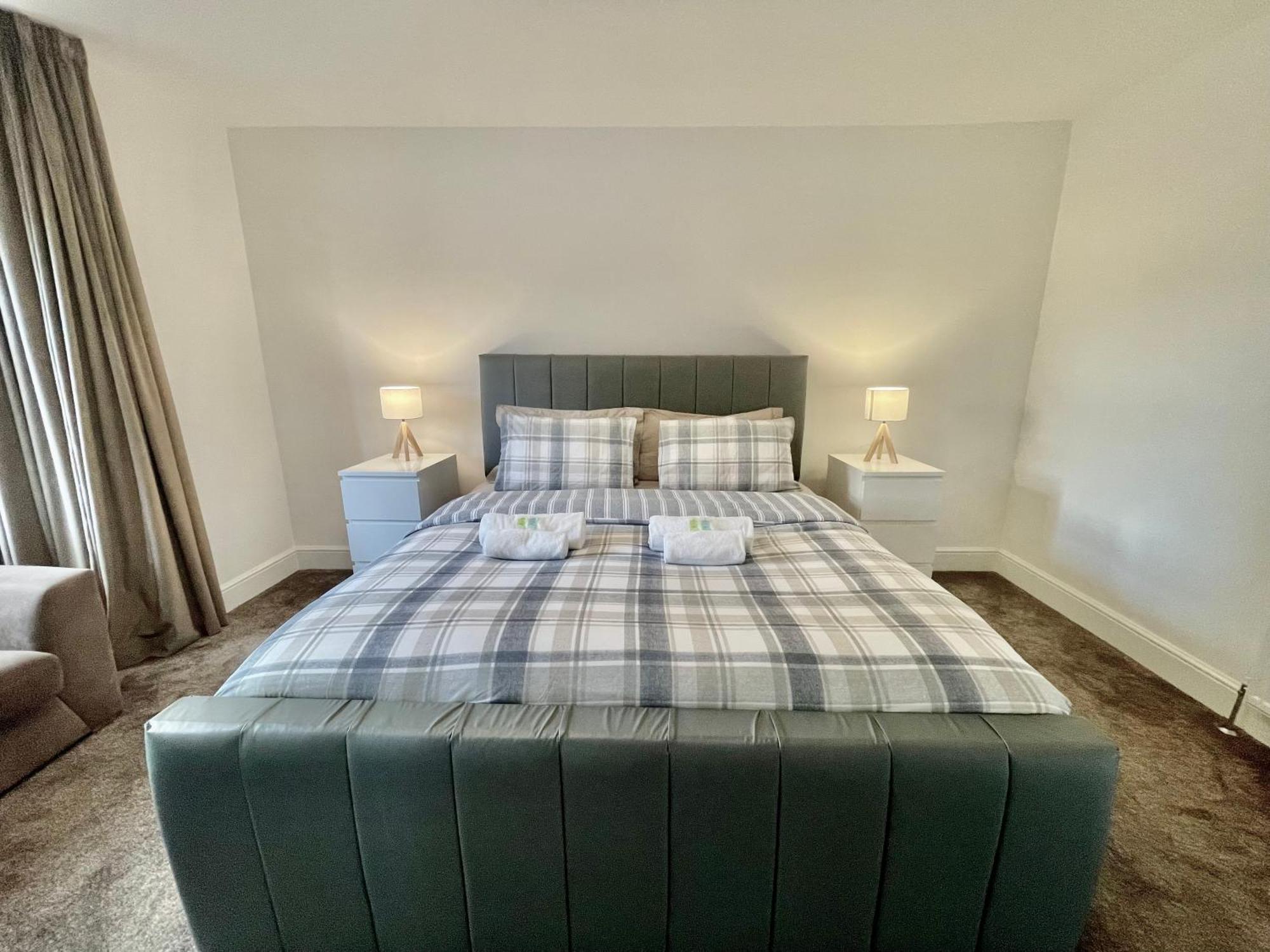 Apartment Holdsworth House *