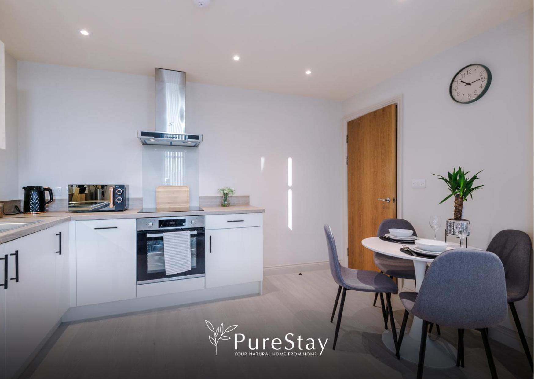 Apartment Beautifully Furnished Leeds Sleeps 5 Leeds (West Yorkshire)