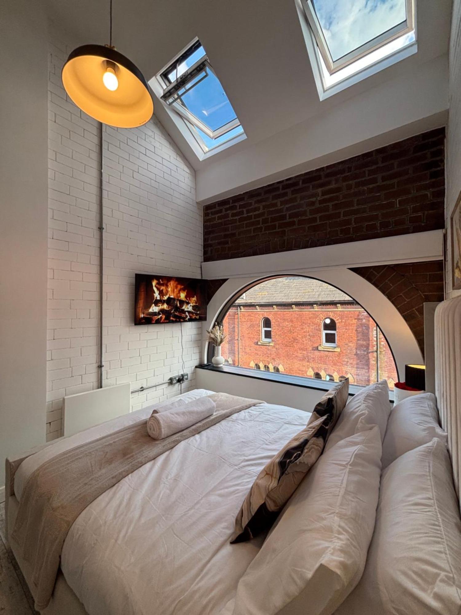 Lux - Luxury In Centre Near Canal Apartment