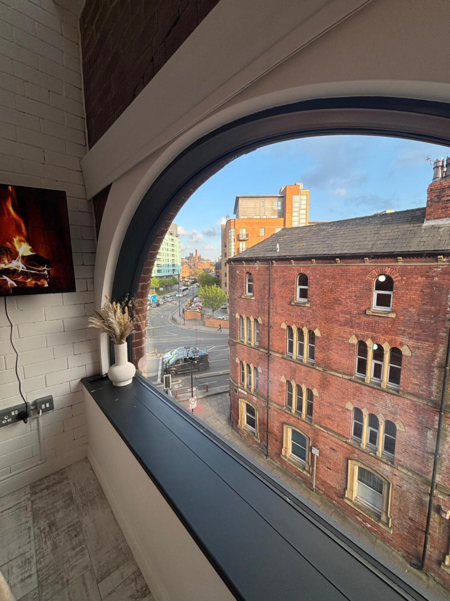 Lux - Luxury In Centre Near Canal * Leeds (West Yorkshire)