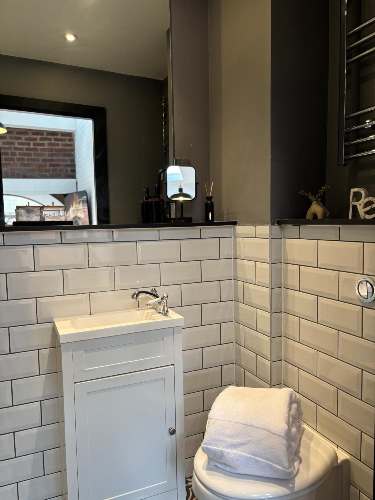 Lux - Luxury In Centre Near Canal Leeds (West Yorkshire)