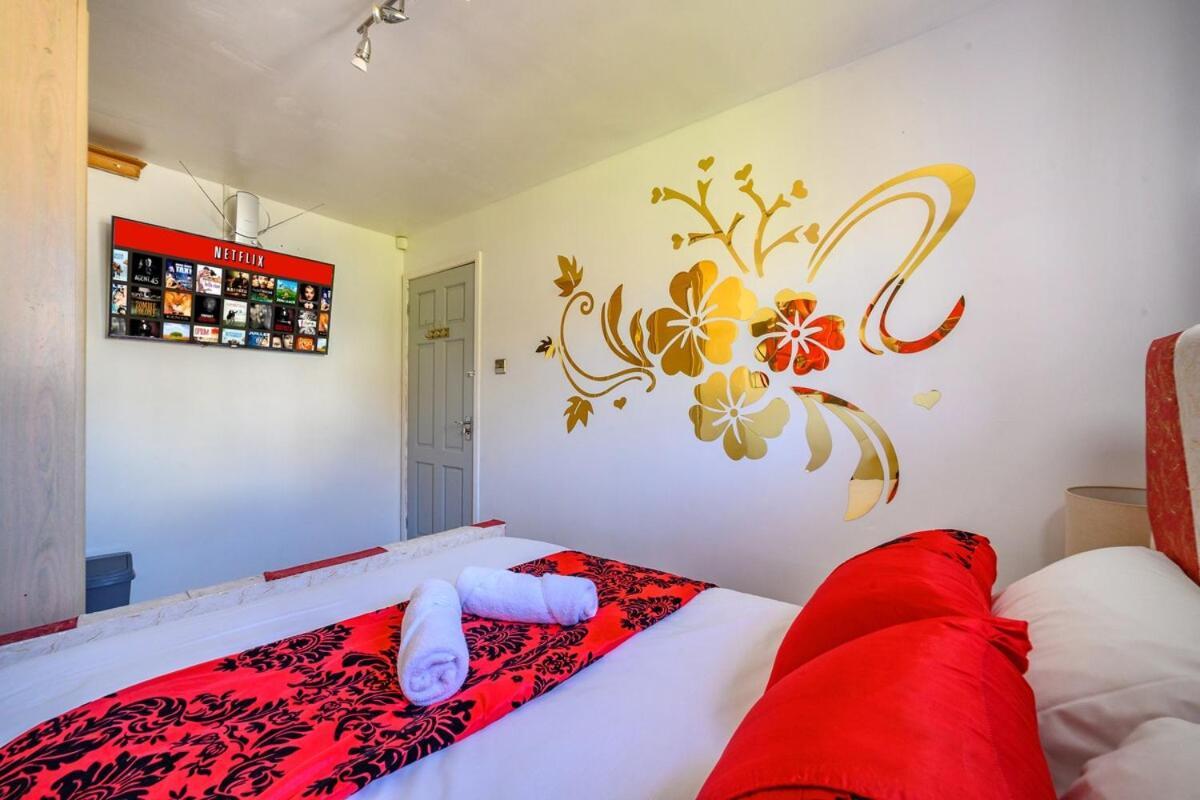51vl For Your Stylish And Relaxed With Free Parking And Free Wifi Holiday home Leeds (West Yorkshire)
