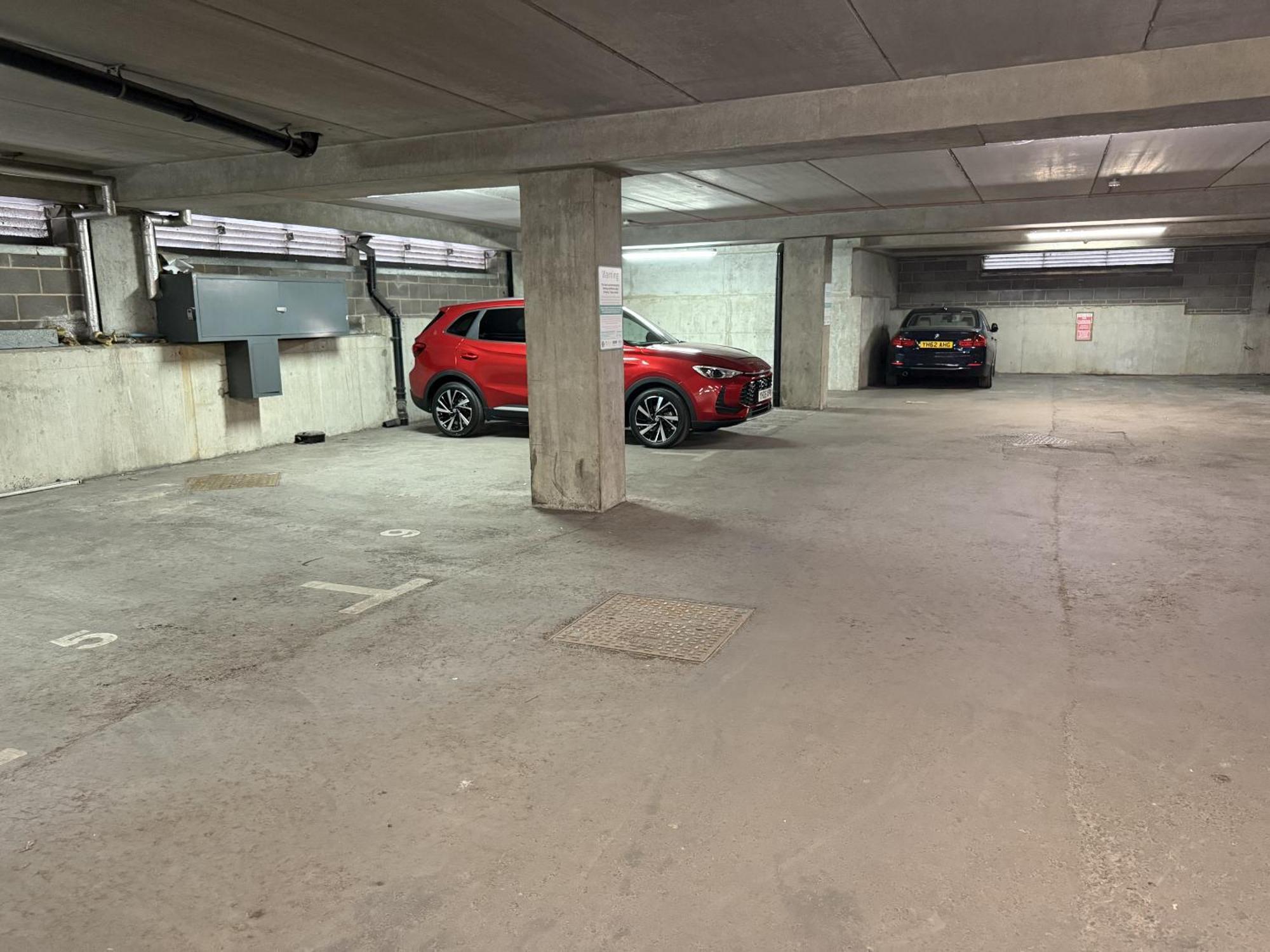 Apartment Luxury Near Lgi Hospital Super King Bed, Free Secure Parking Leeds (West Yorkshire)